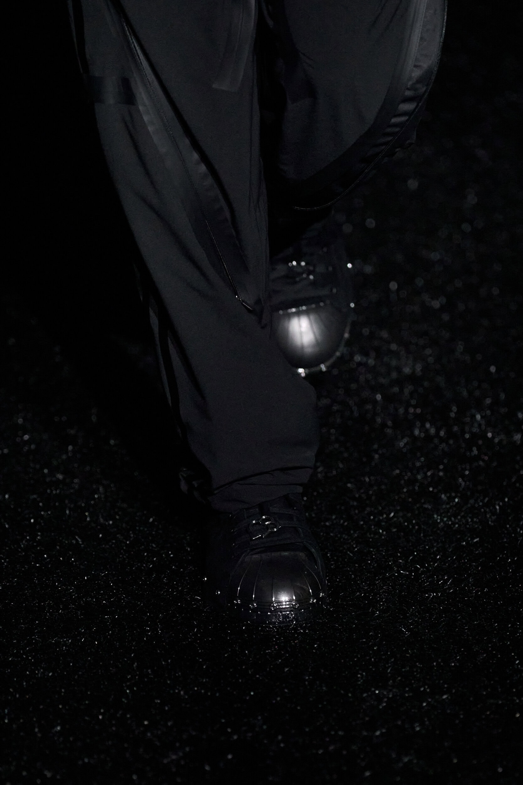 Y-3 Spring 2027 Men's Fashion Show Details