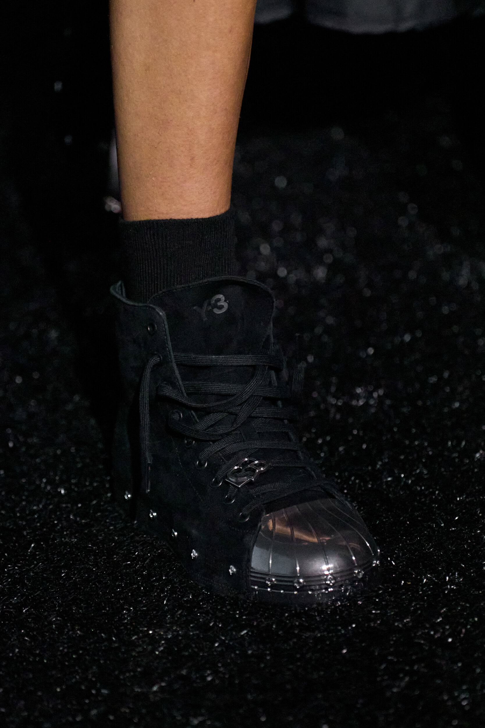 Y-3 Spring 2027 Men's Fashion Show Details