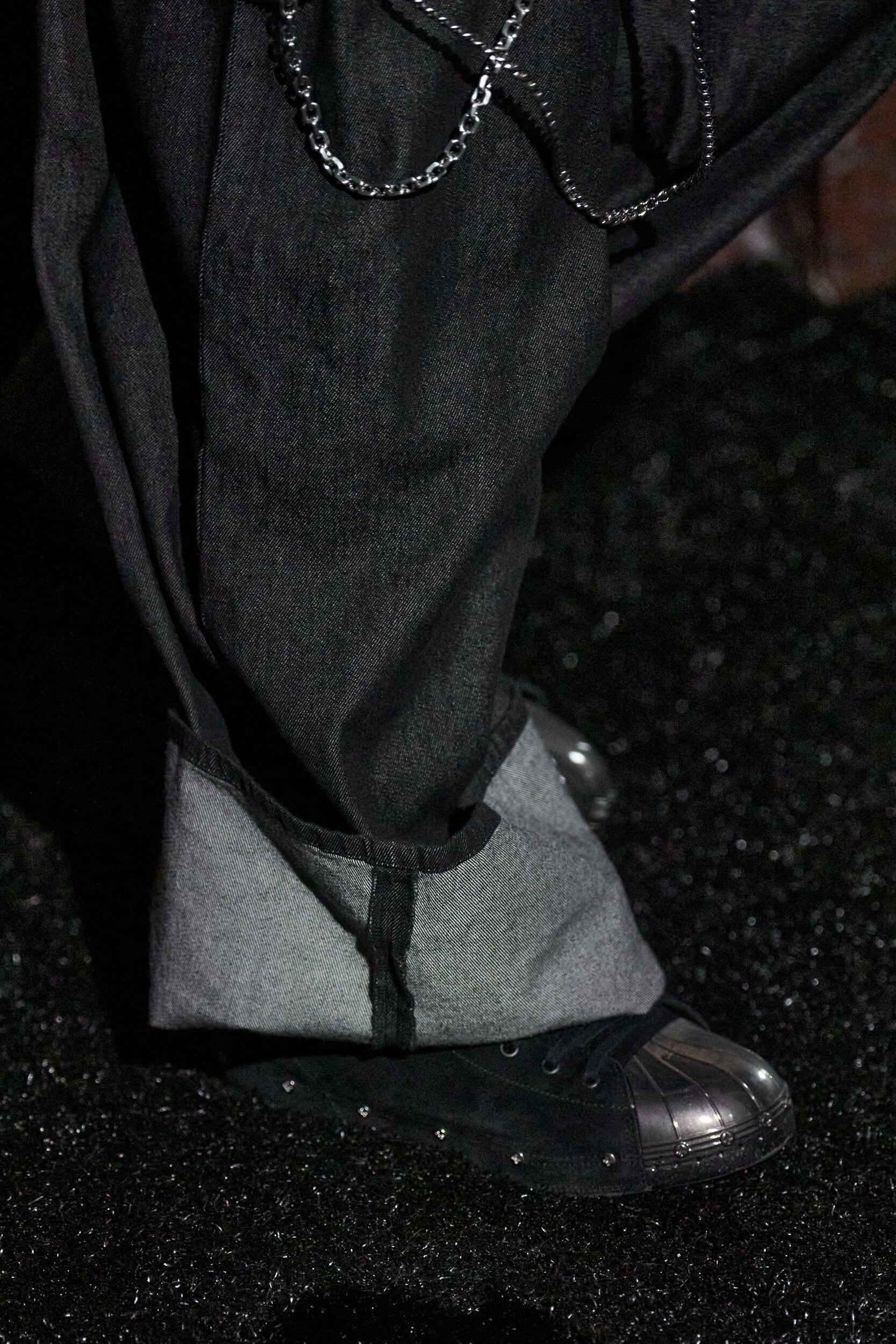 Y-3 Spring 2027 Men's Fashion Show Details