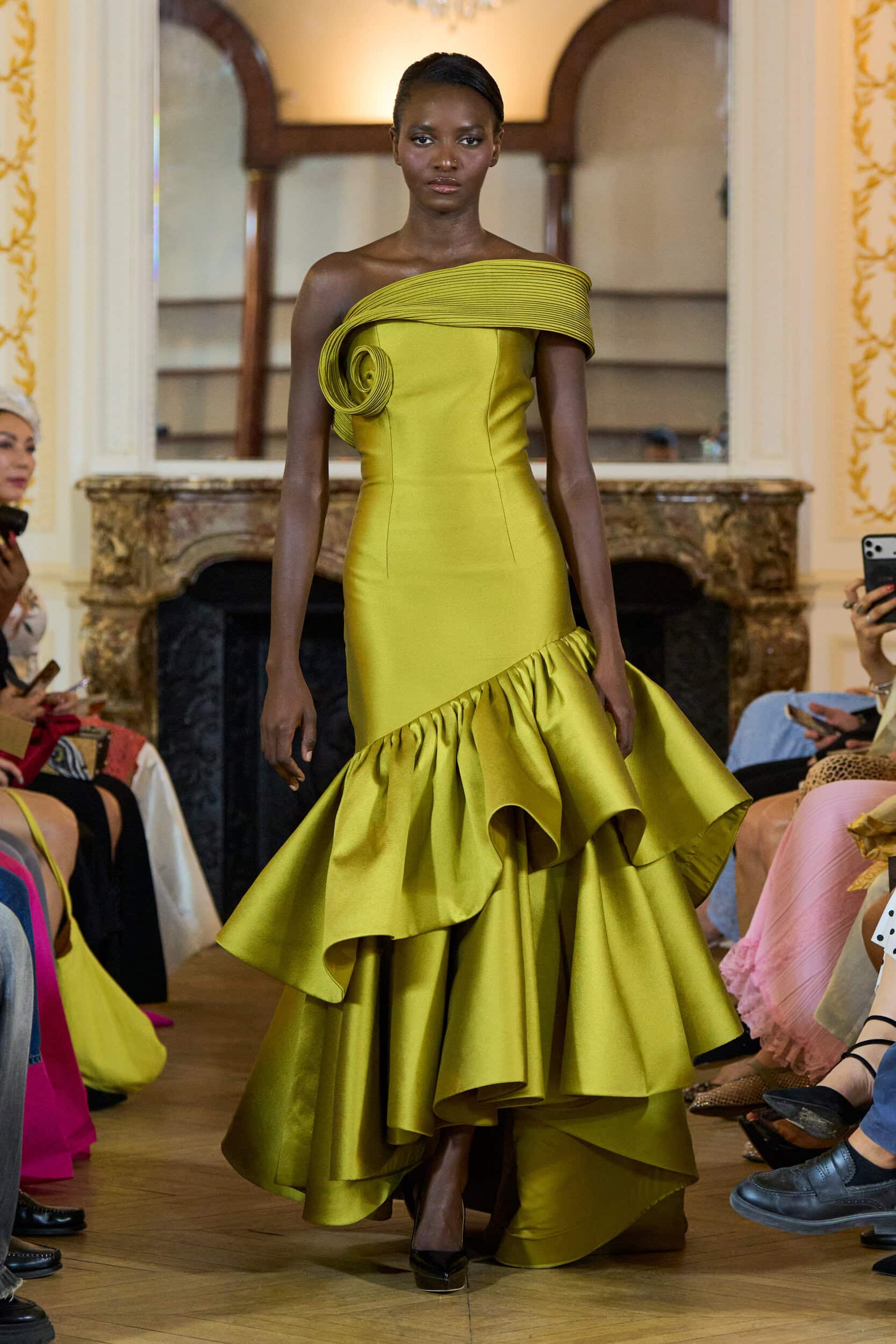 Dana Almulla Fall 2026 Couture Fashion Show
