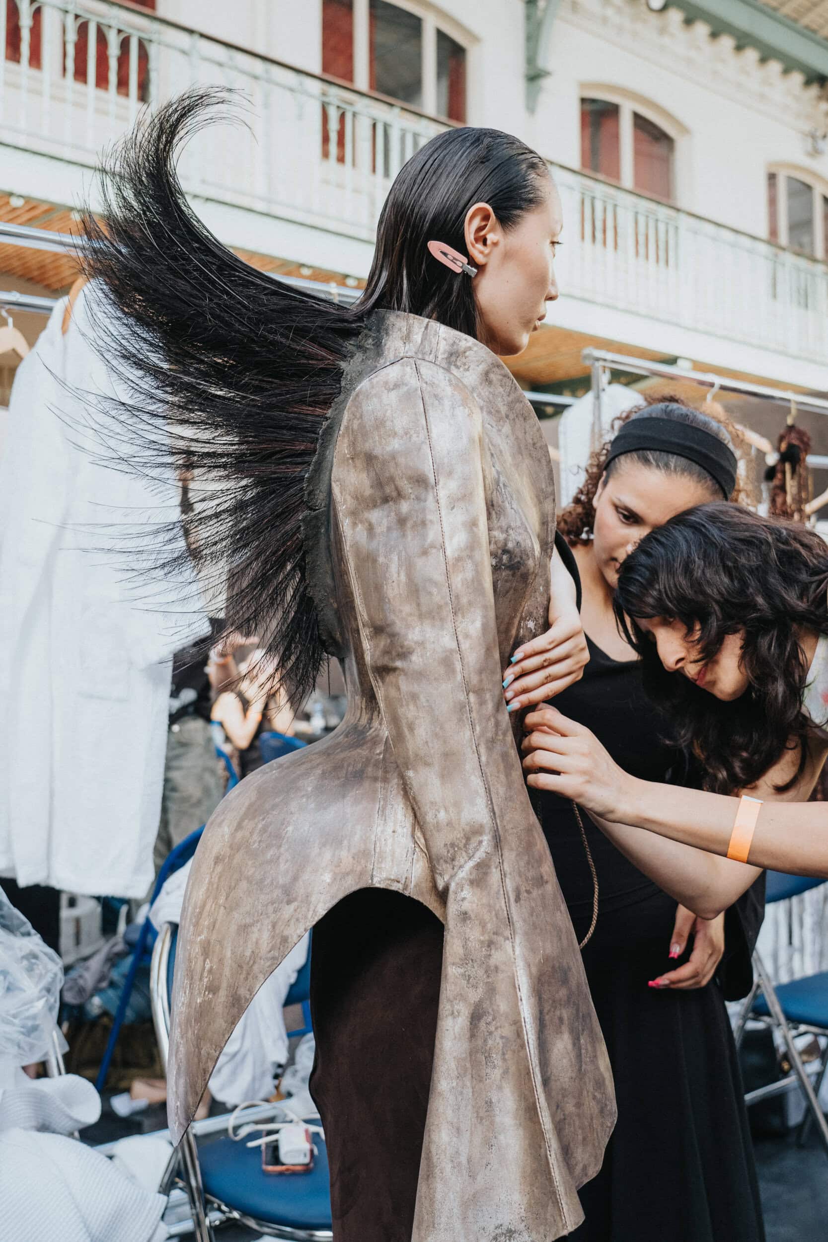 Ashi Studio Fall 2026 Couture Fashion Show Backstage