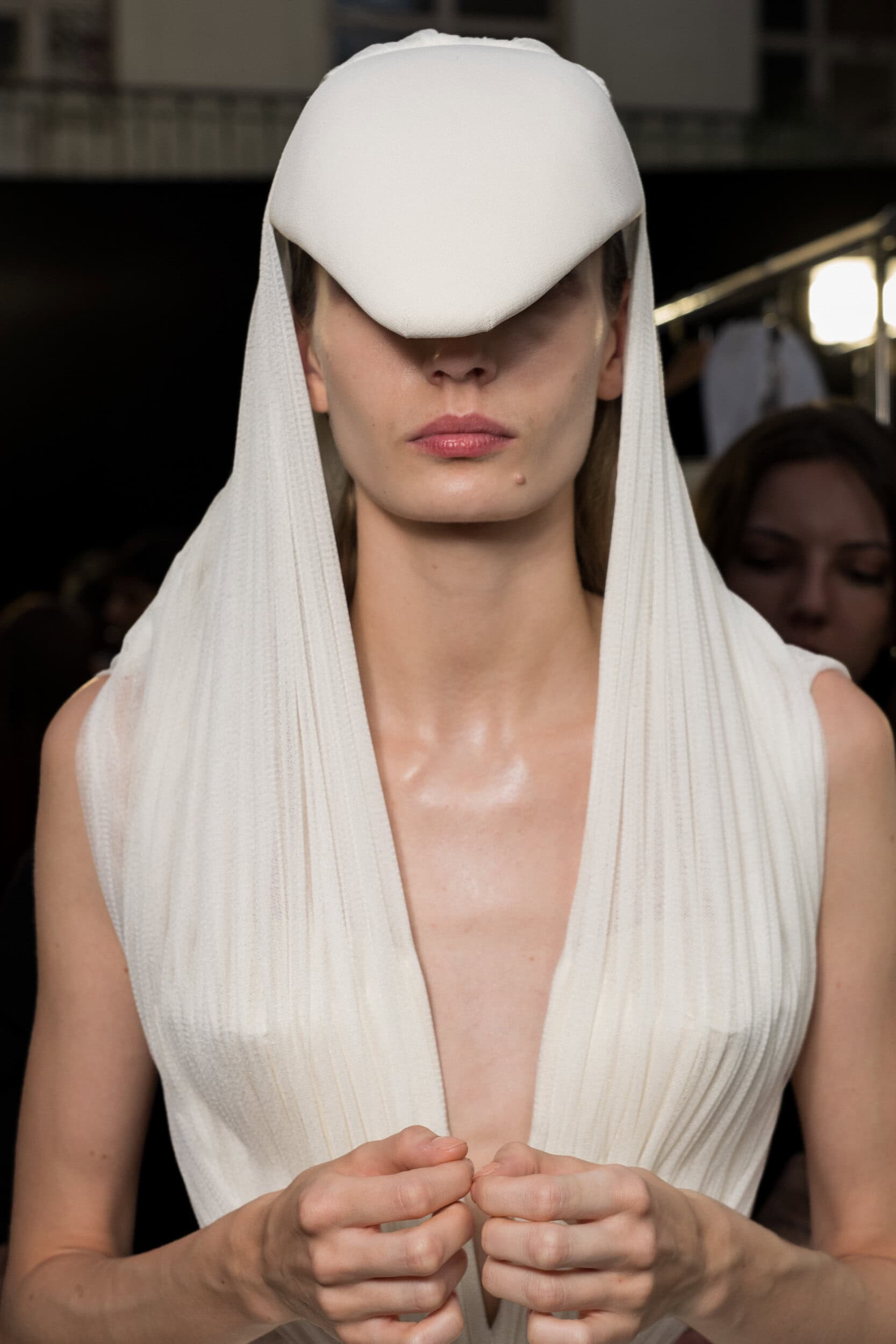 Ashi Studio Fall 2026 Couture Fashion Show Backstage