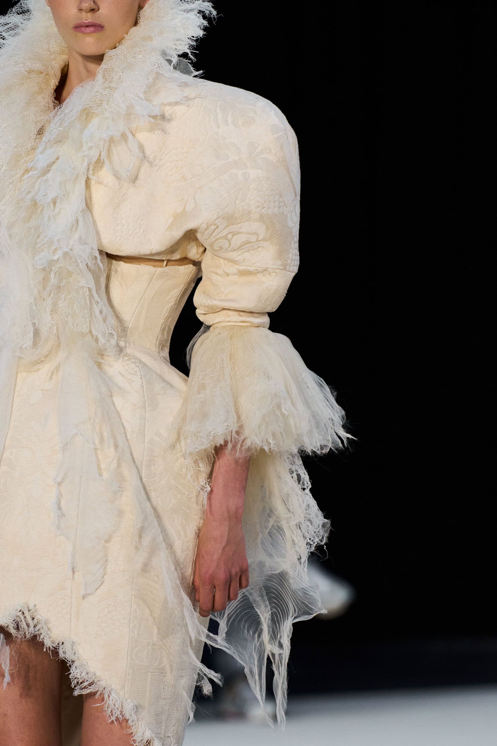 Ashi Studio Fall 2026 Couture Fashion Show Details