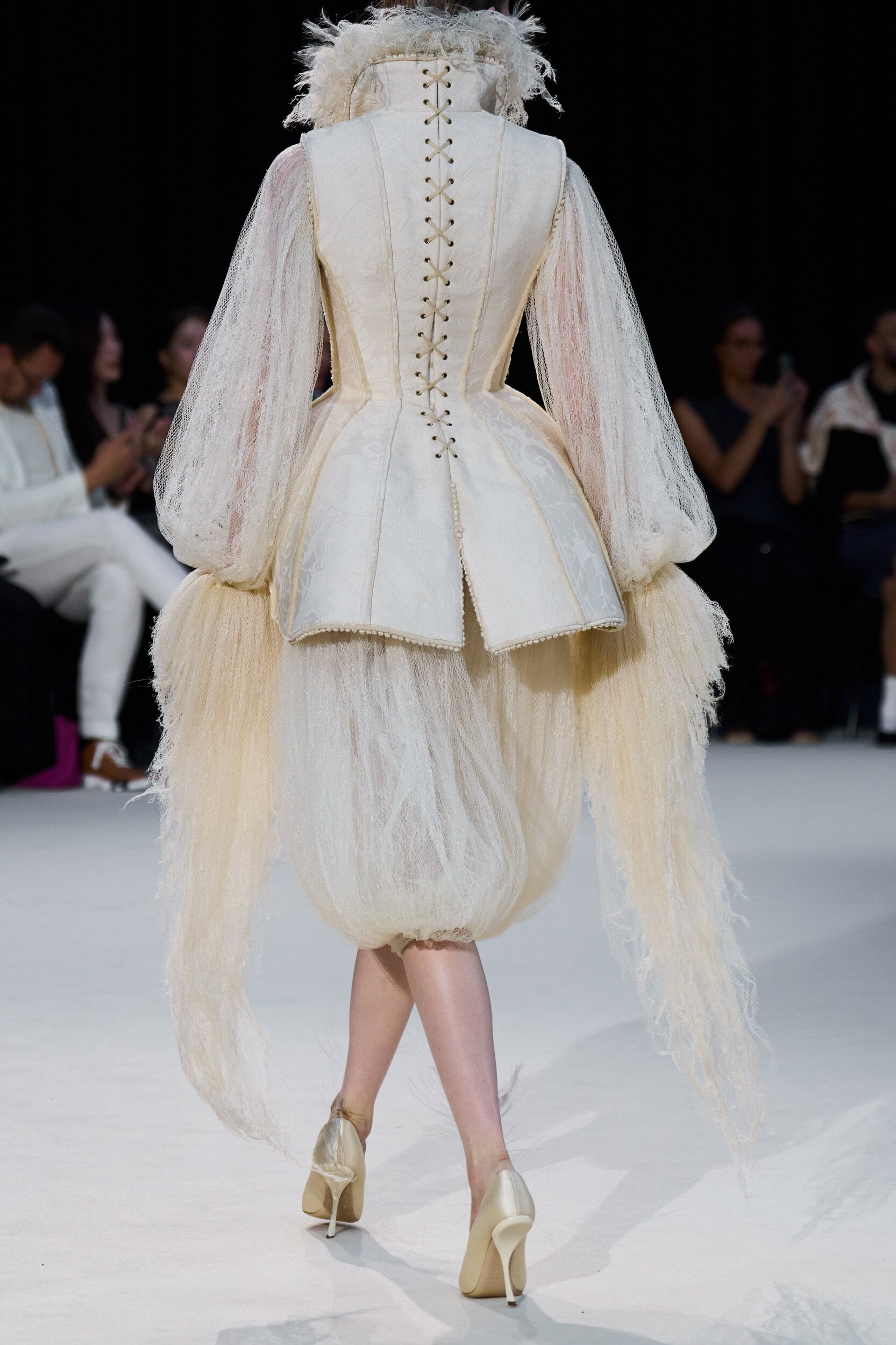 Ashi Studio Fall 2026 Couture Fashion Show Details