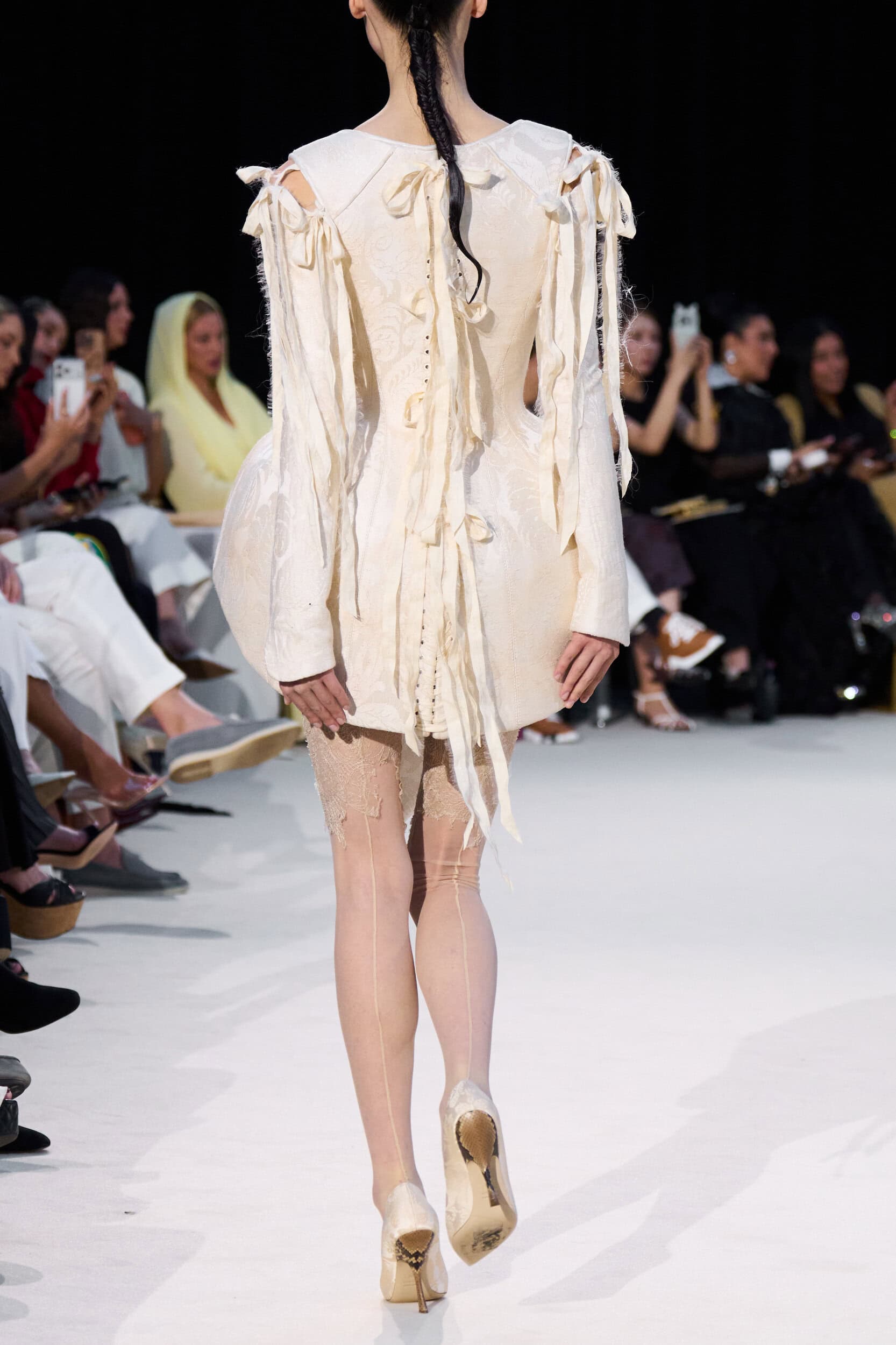 Ashi Studio Fall 2026 Couture Fashion Show Details