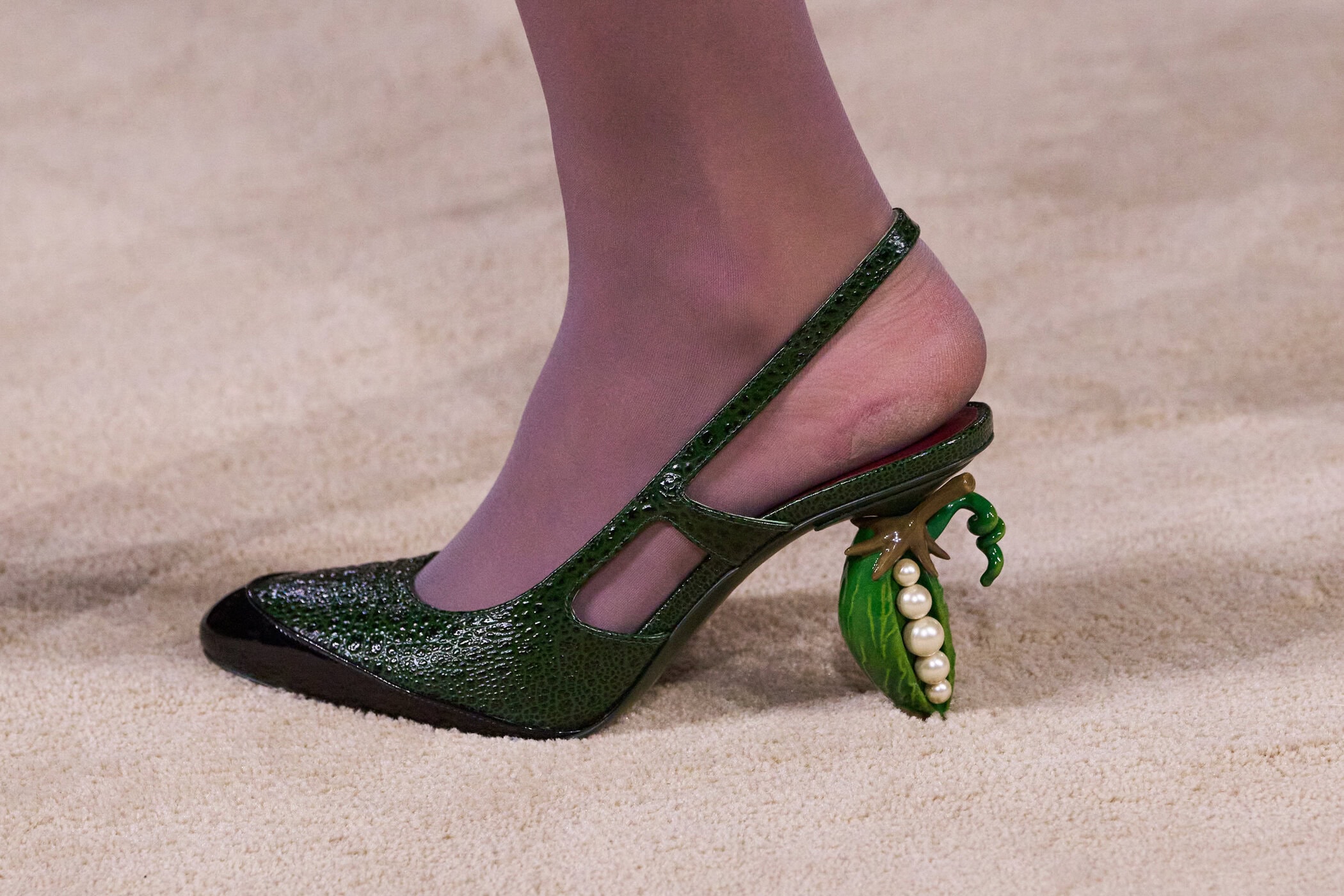 Chanel Fall 2026 Couture Fashion Show Details