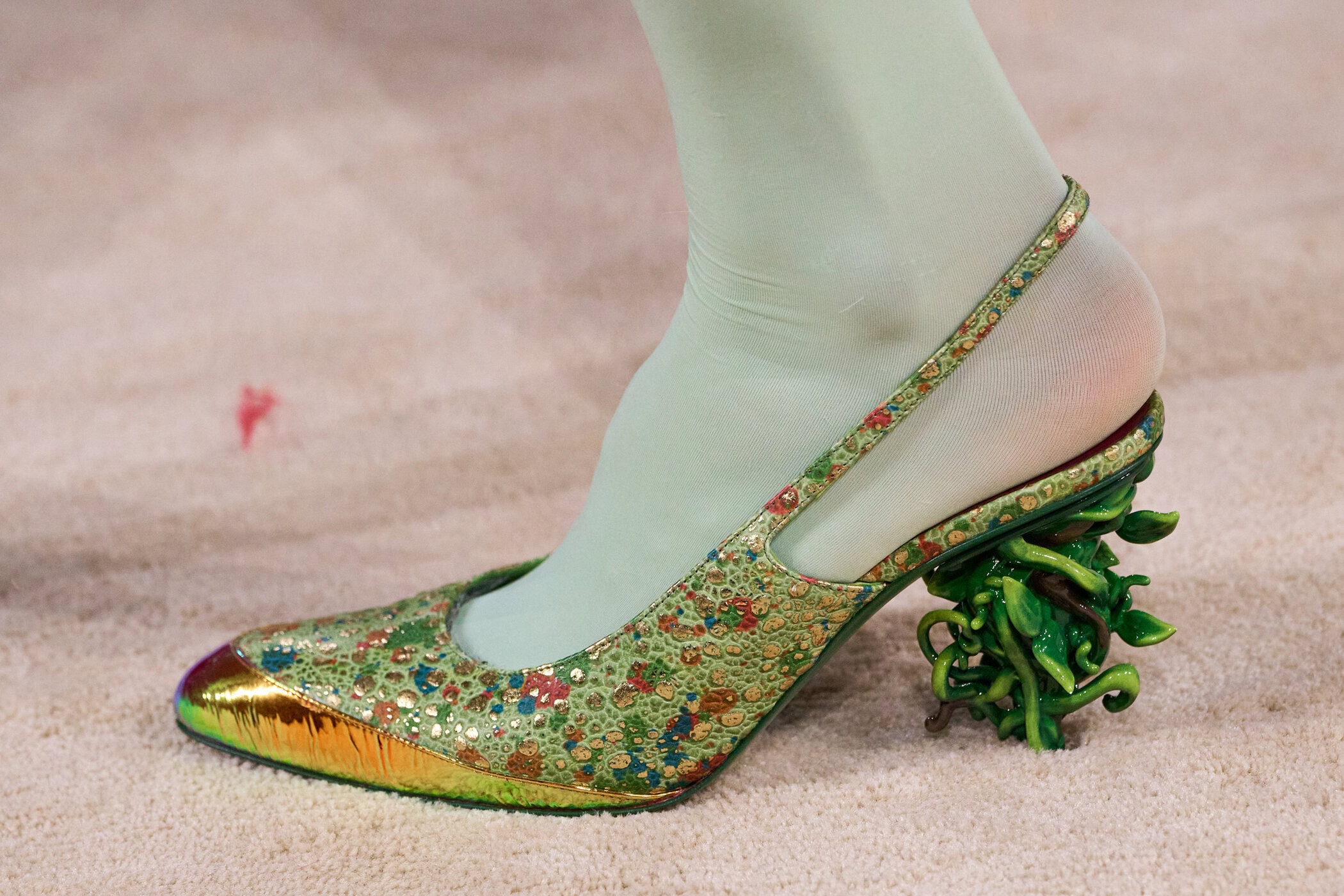 Chanel Fall 2026 Couture Fashion Show Details