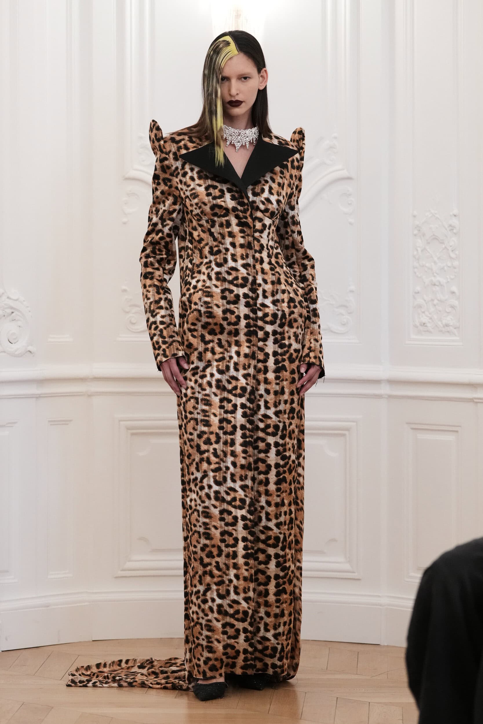 Peet Dullaert Fall 2026 Couture Fashion Show
