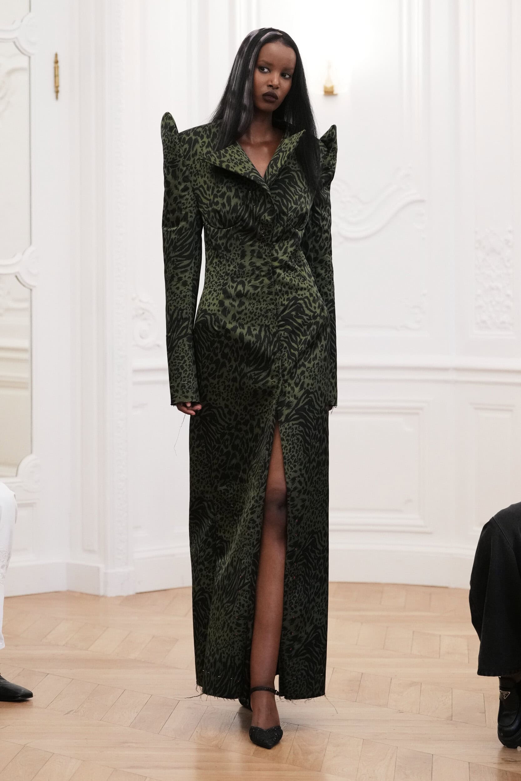 Peet Dullaert Fall 2026 Couture Fashion Show