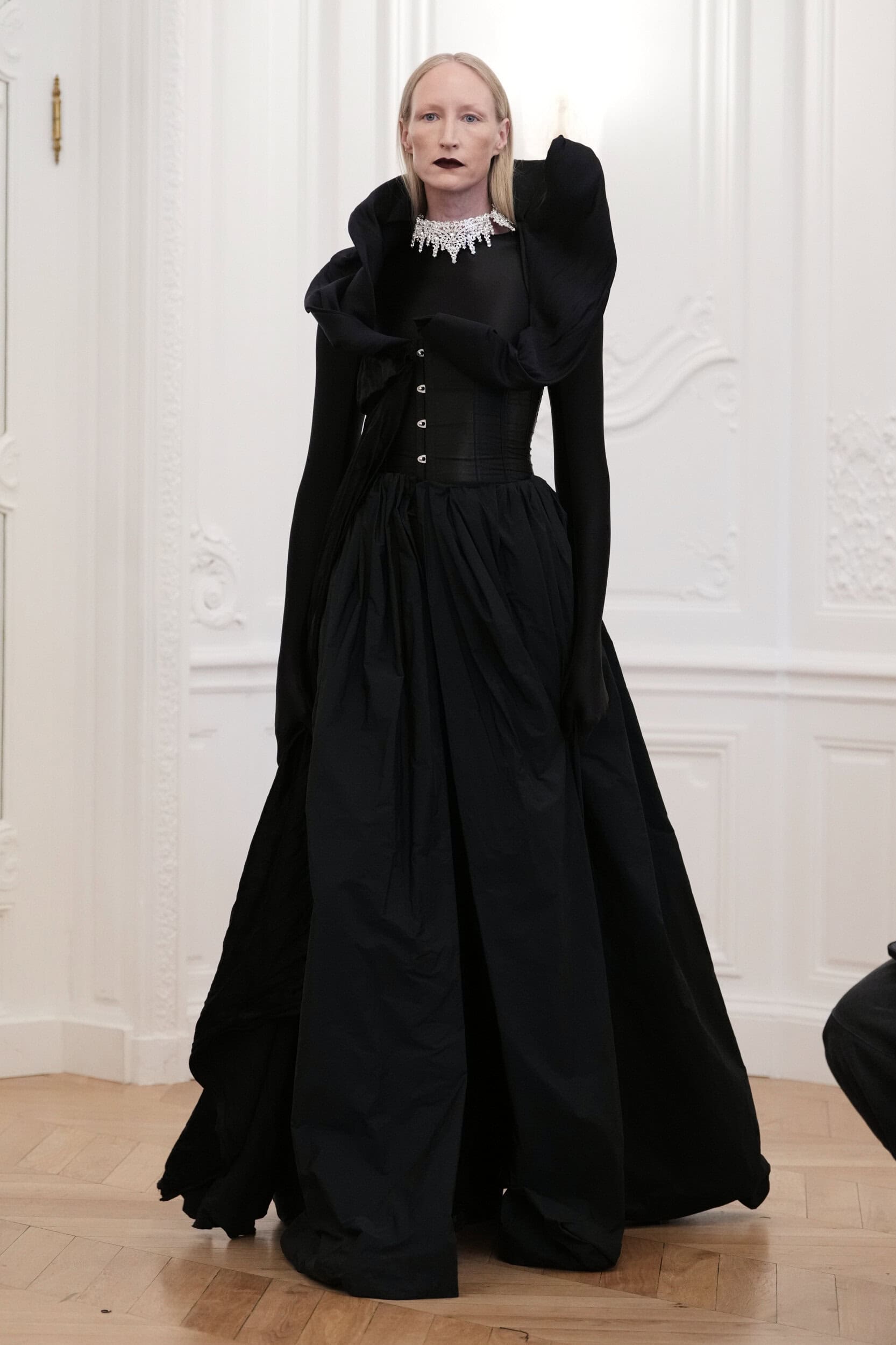 Peet Dullaert Fall 2026 Couture Fashion Show