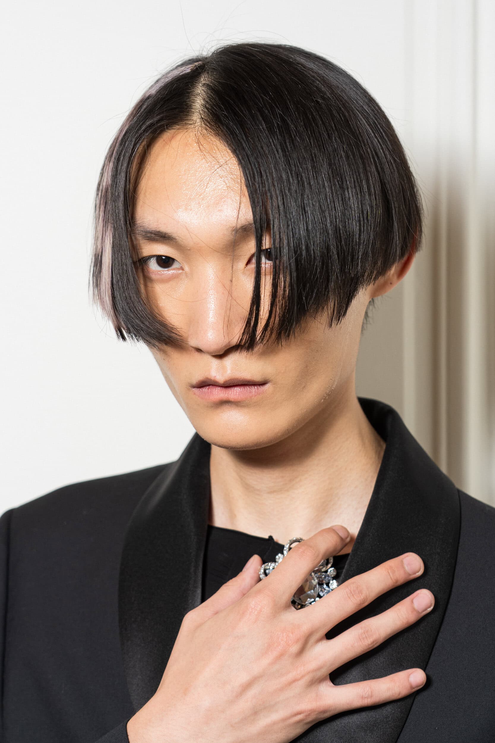 Peet Dullaert Fall 2026 Couture Fashion Show Backstage