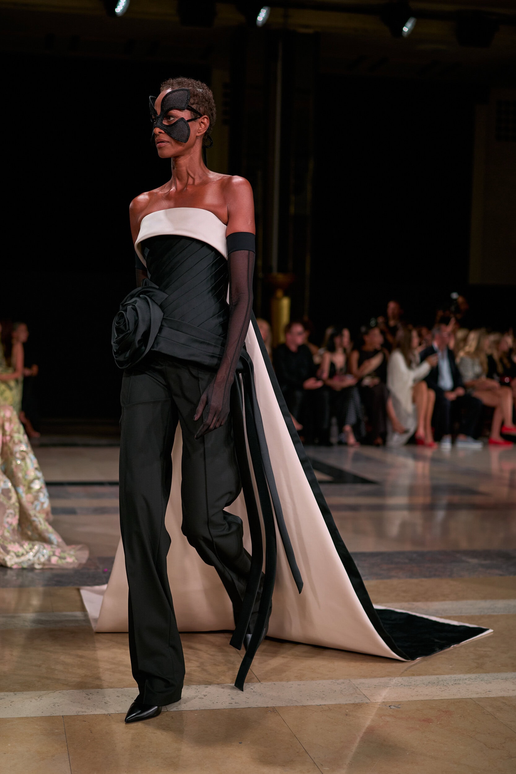 Elie Saab Fall 2026 Couture Fashion Show Atmosphere