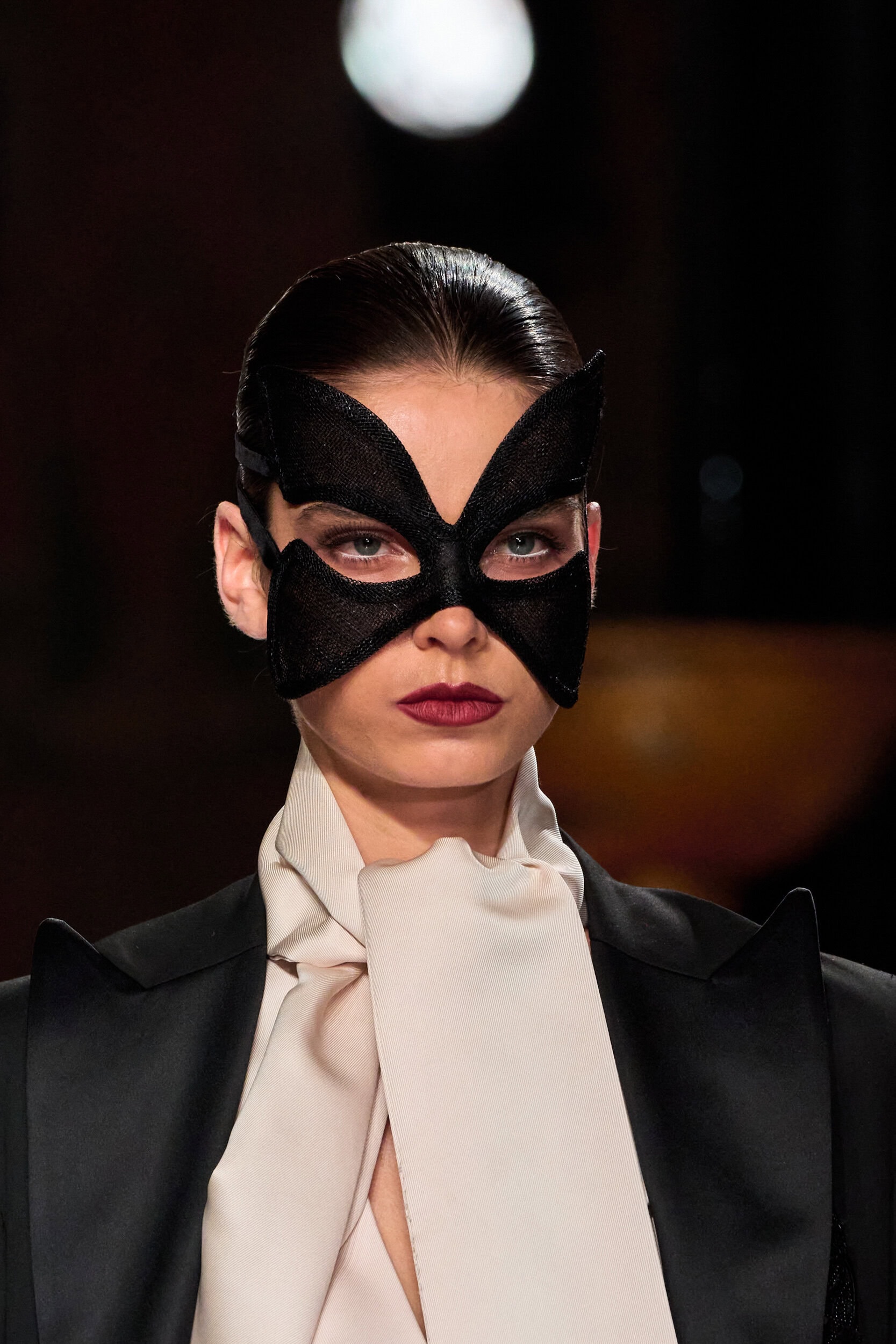 Elie Saab Fall 2026 Couture Fashion Show Details