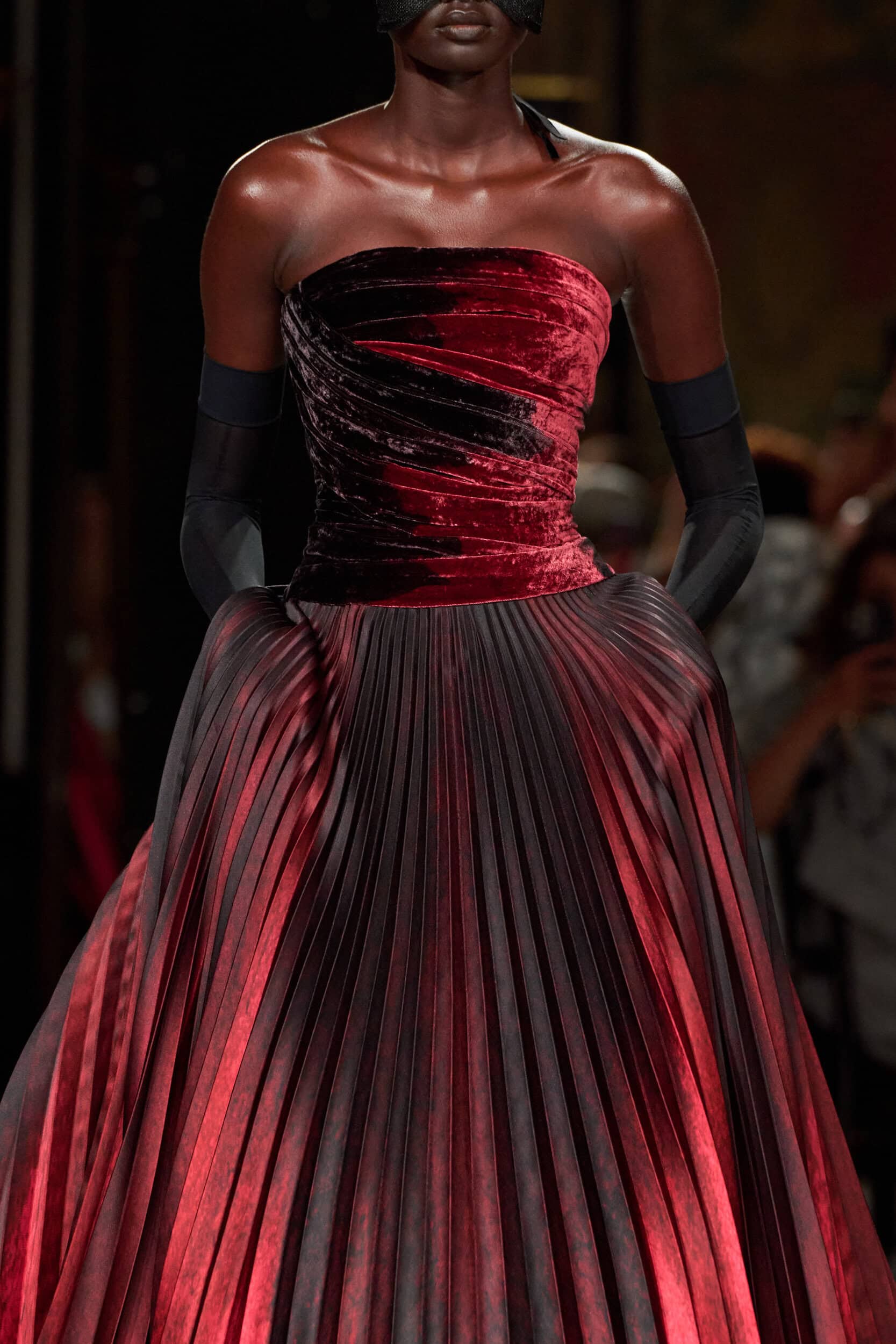 Elie Saab Fall 2026 Couture Fashion Show Details