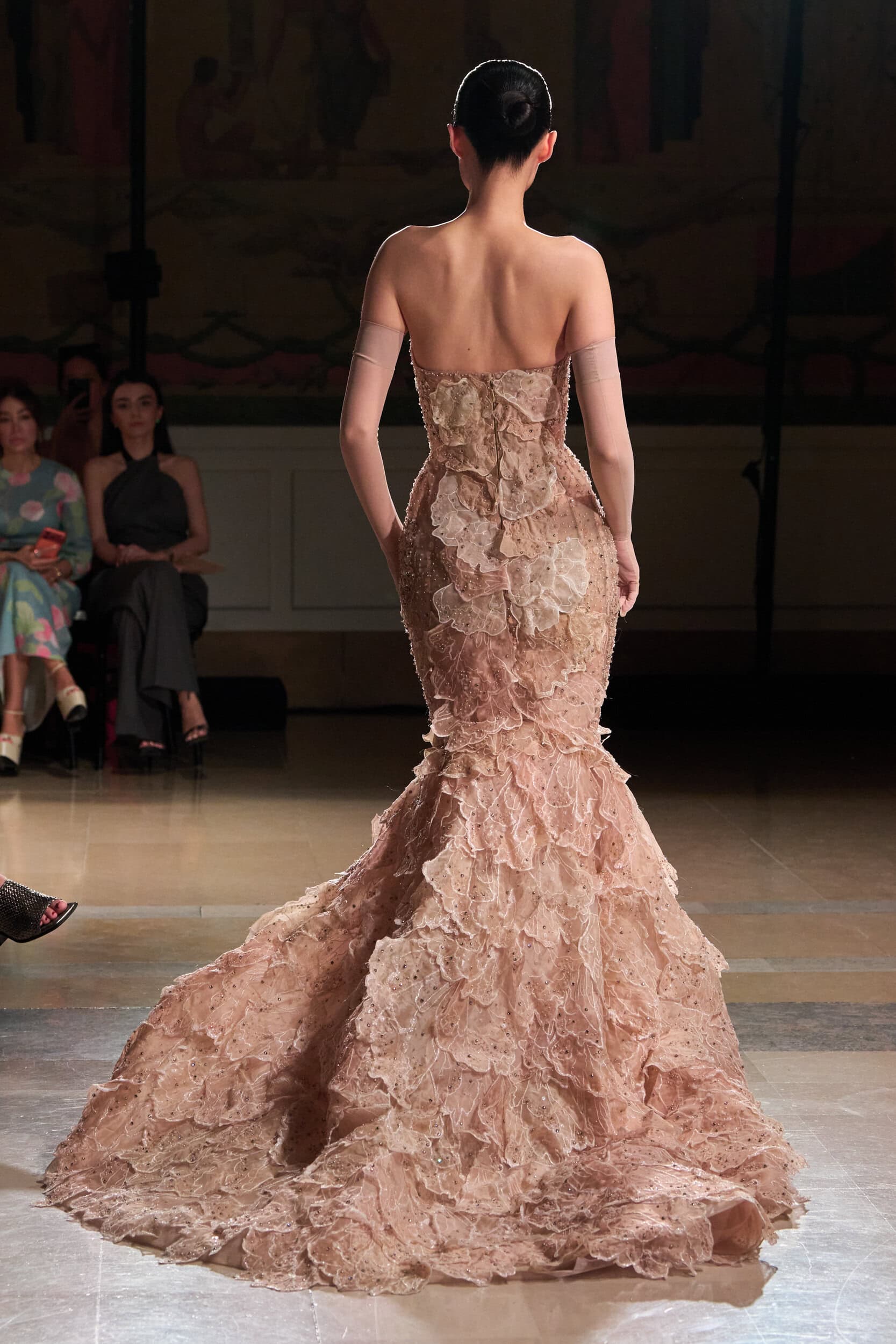 Elie Saab Fall 2026 Couture Fashion Show Details