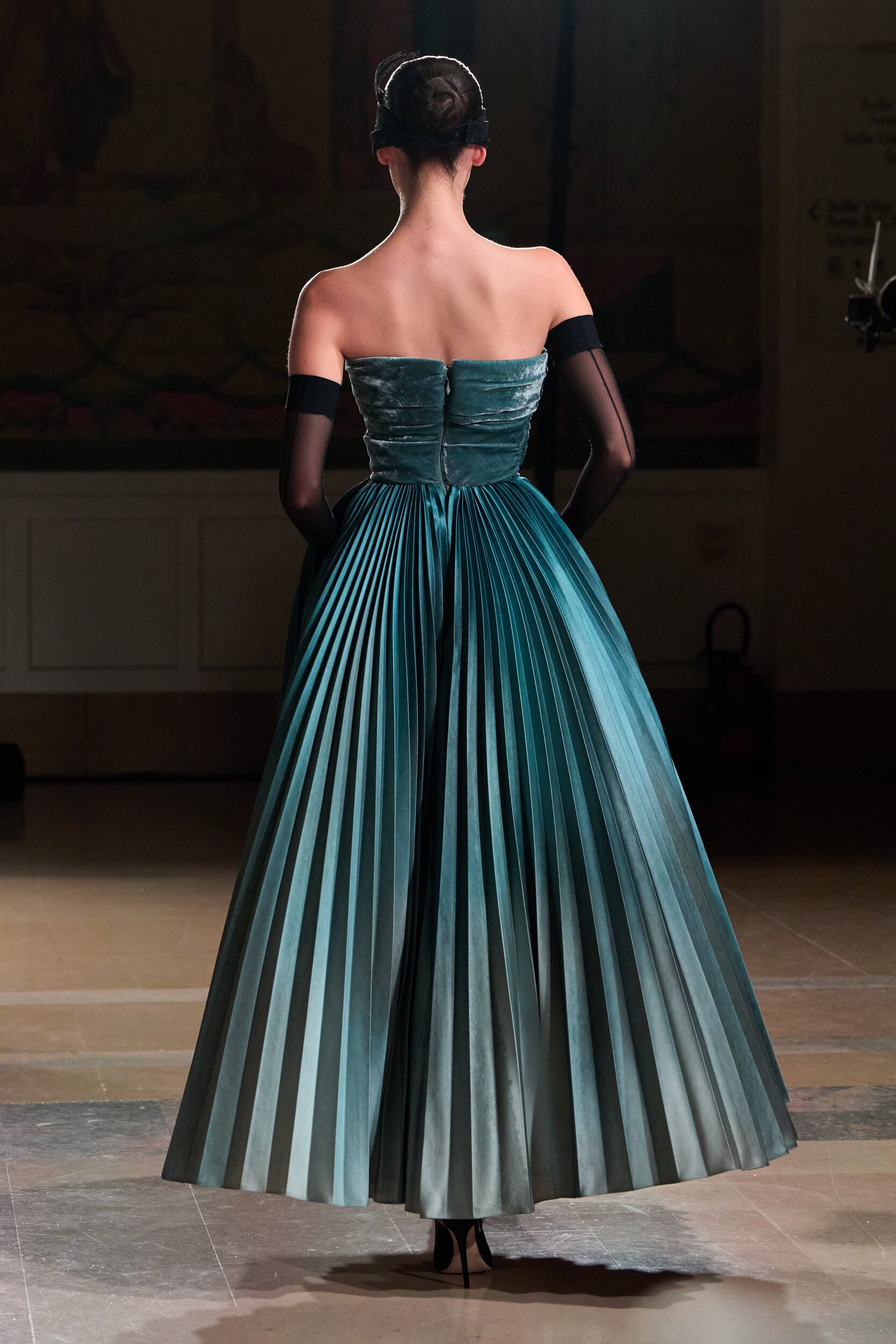 Elie Saab Fall 2026 Couture Fashion Show Details