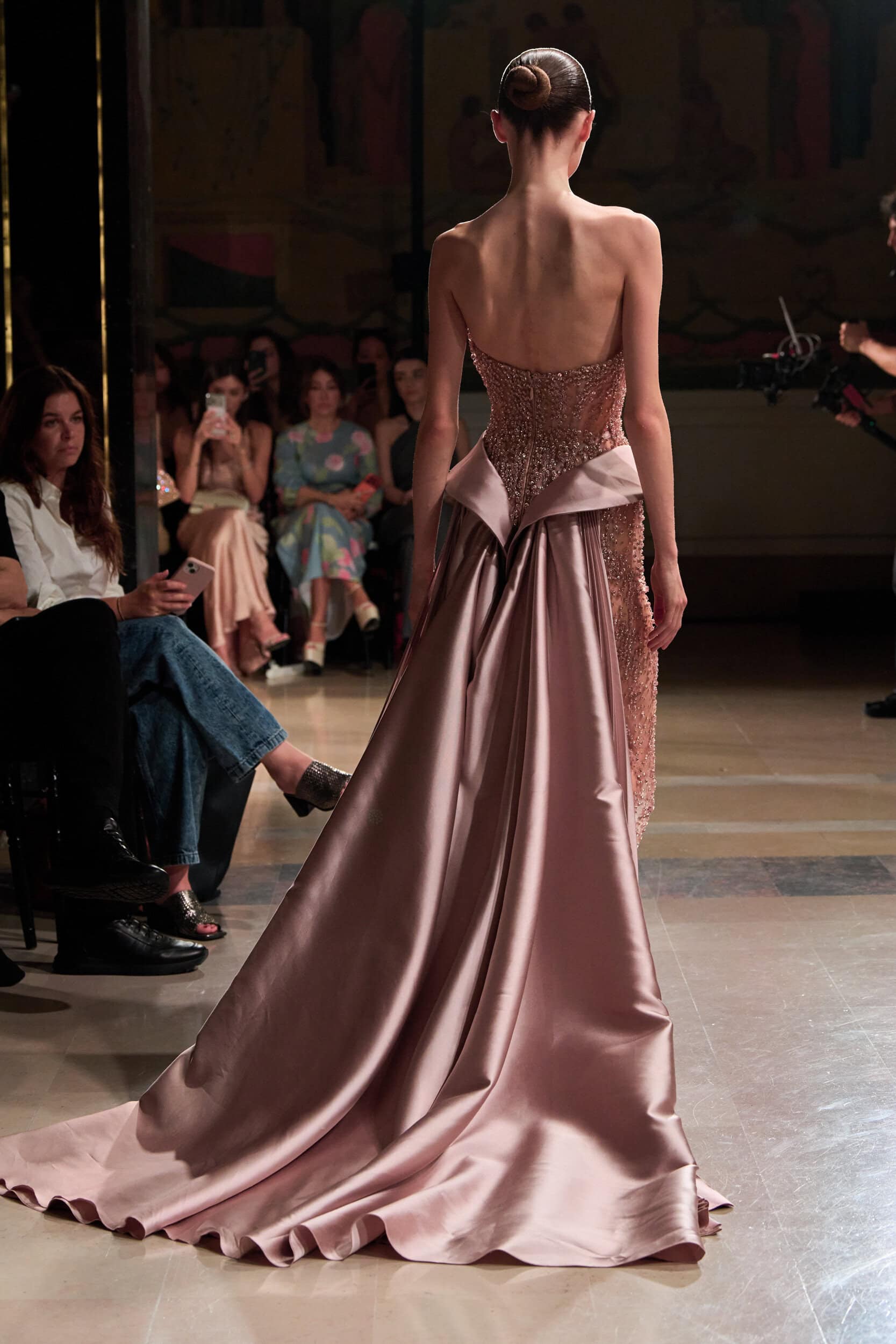 Elie Saab Fall 2026 Couture Fashion Show Details