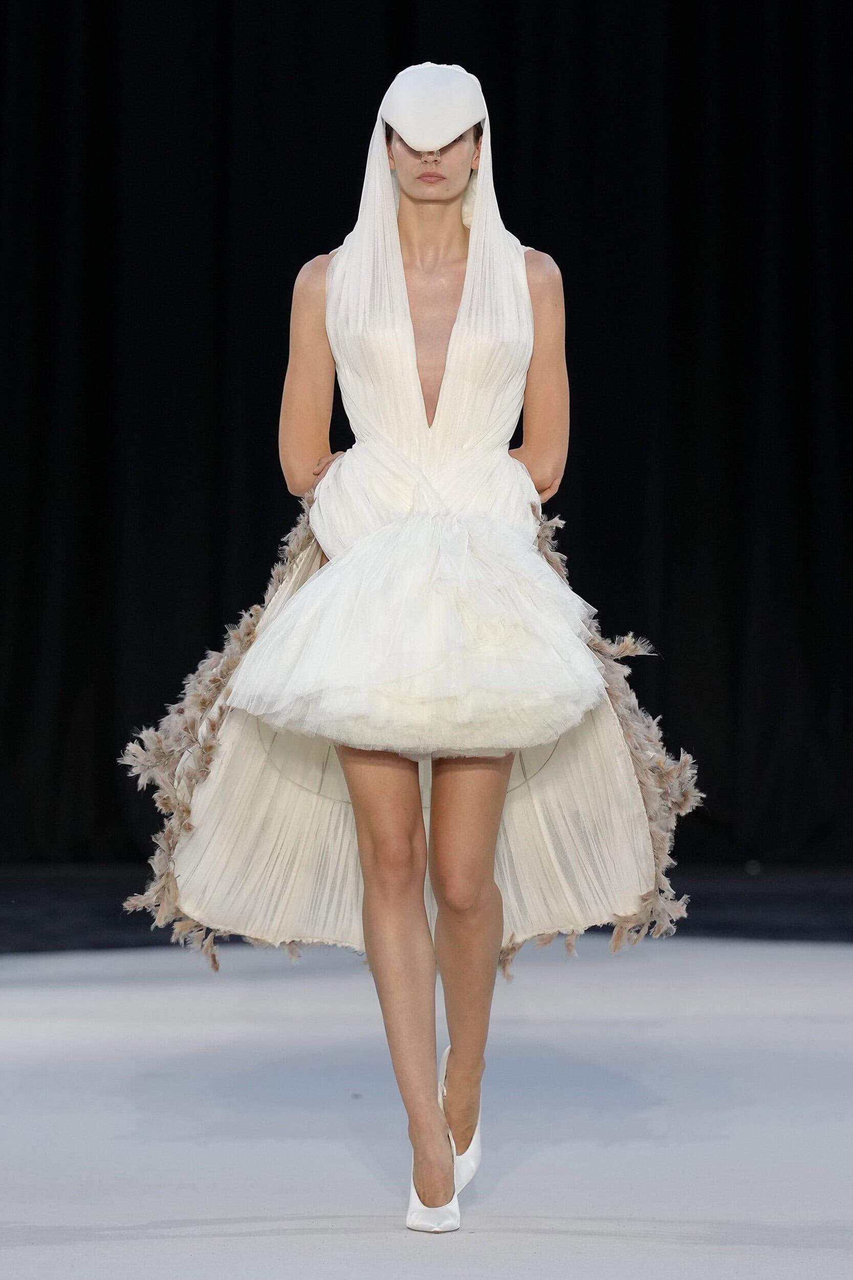 Ashi Studio Fall 2026 Couture Fashion Show