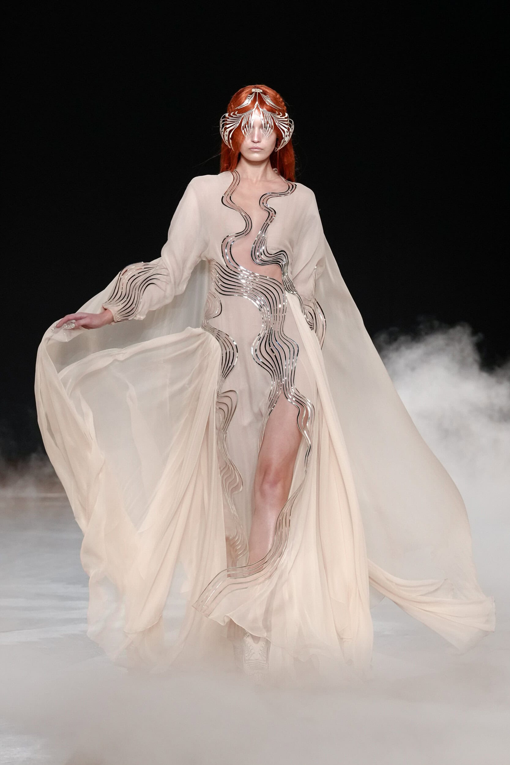 Iris Van Herpen Fall 2026 Couture Fashion Show