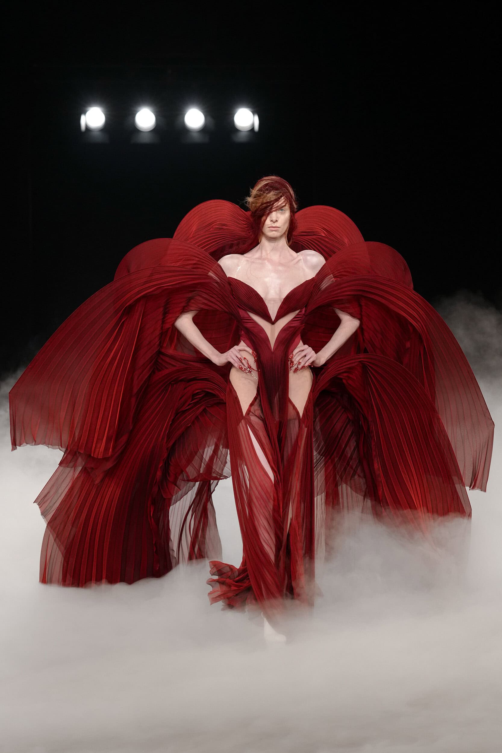 Iris Van Herpen Fall 2026 Couture Fashion Show