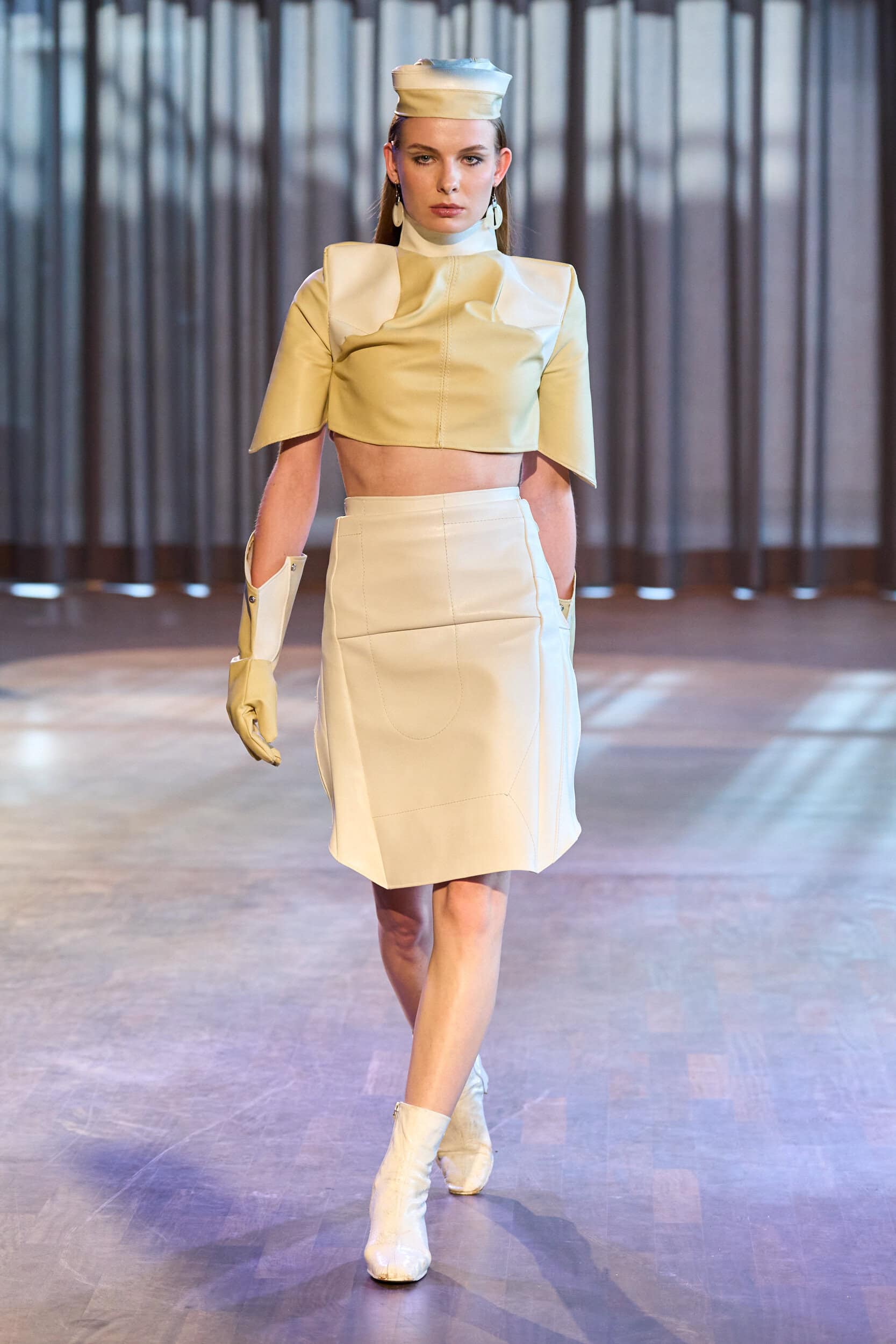 Selva Huygens Spring 2027 Fashion Show 