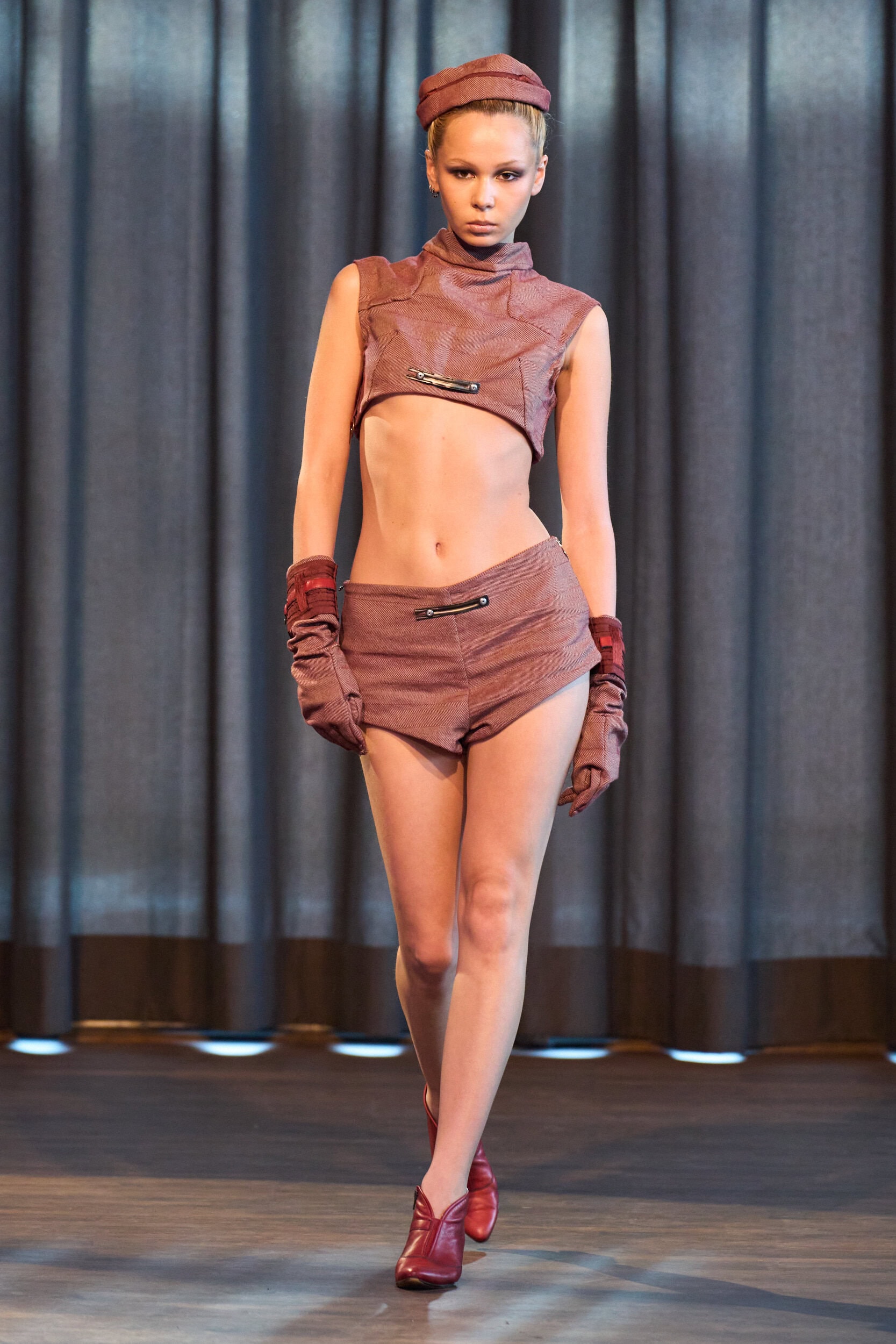 Selva Huygens Spring 2027 Fashion Show 