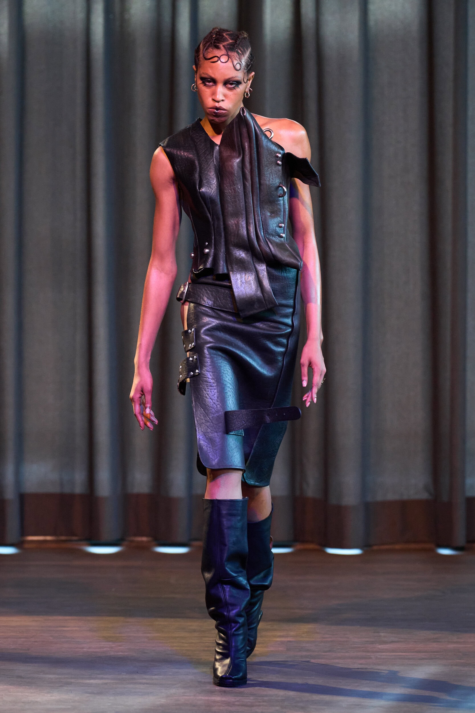 Selva Huygens Spring 2027 Fashion Show 