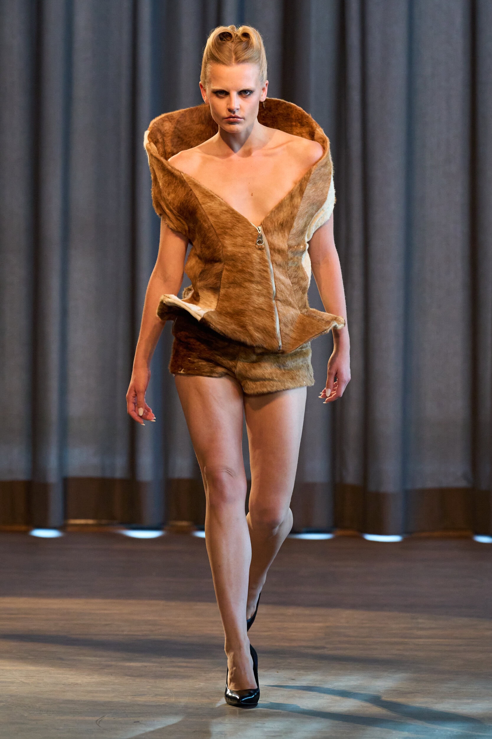 Selva Huygens Spring 2027 Fashion Show 
