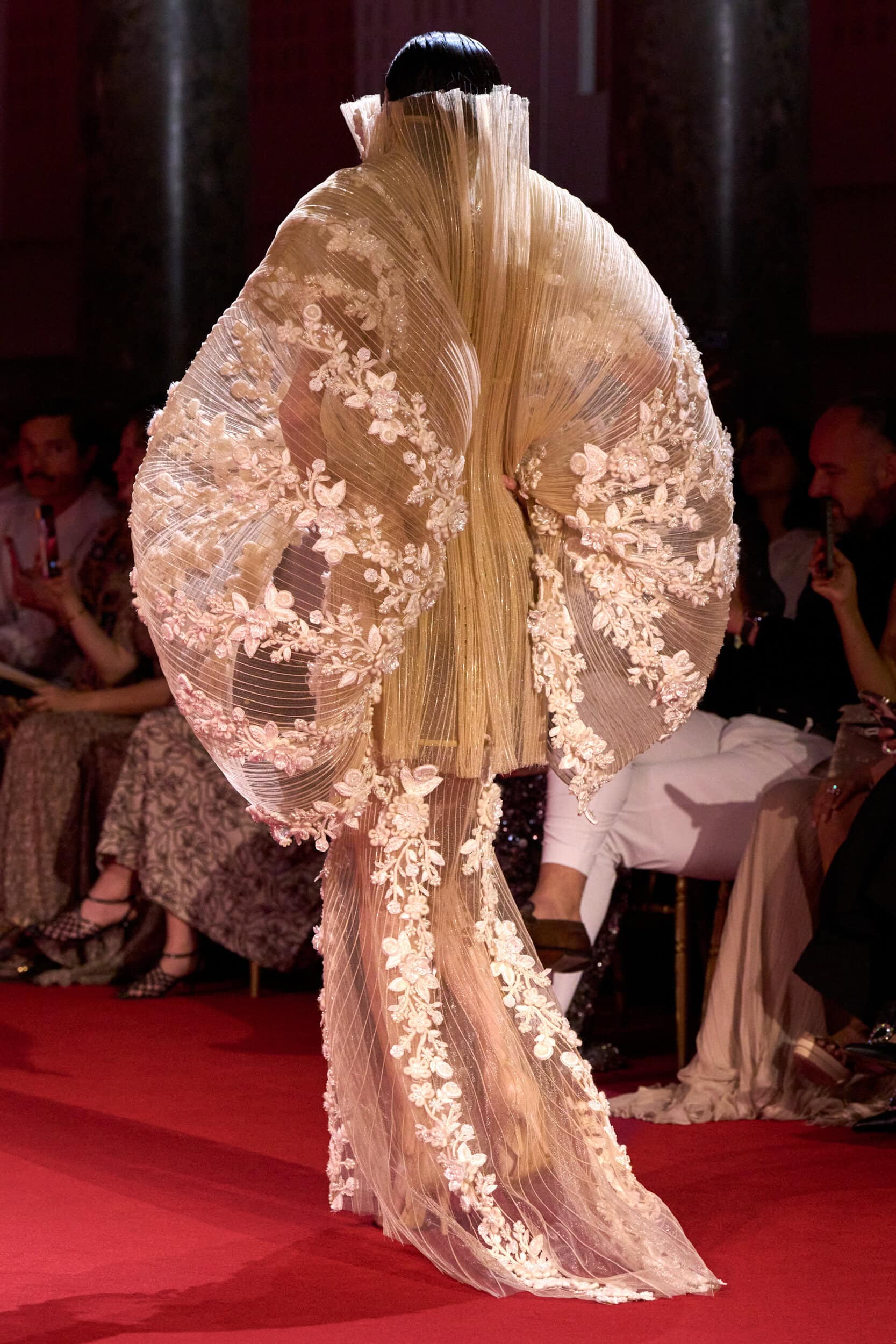 Manish Malhotra Fall 2026 Couture Fashion Show Details