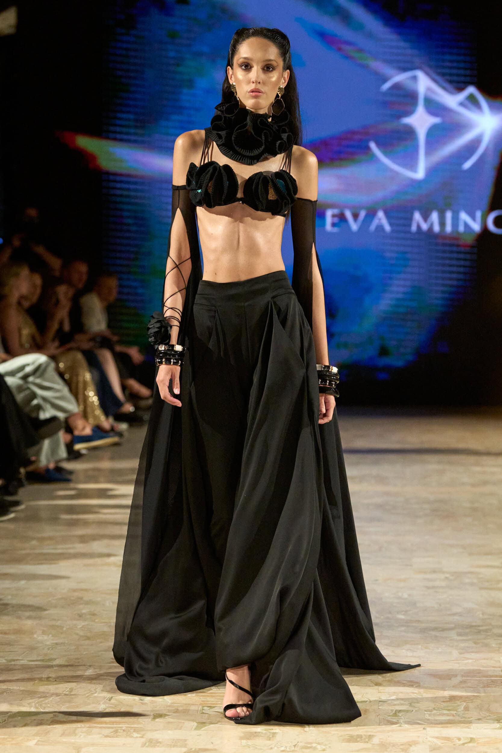 Eva Minge Fall 2026 Couture Fashion Show