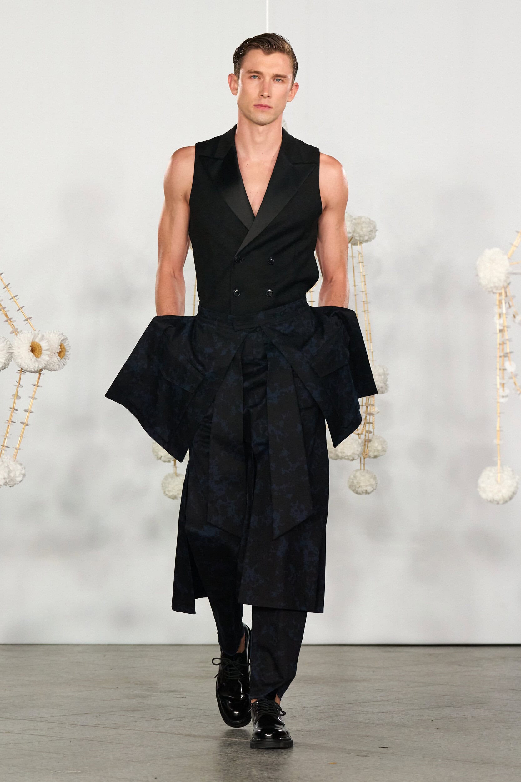 Mariusz Przybylski Spring 2027 Fashion Show 