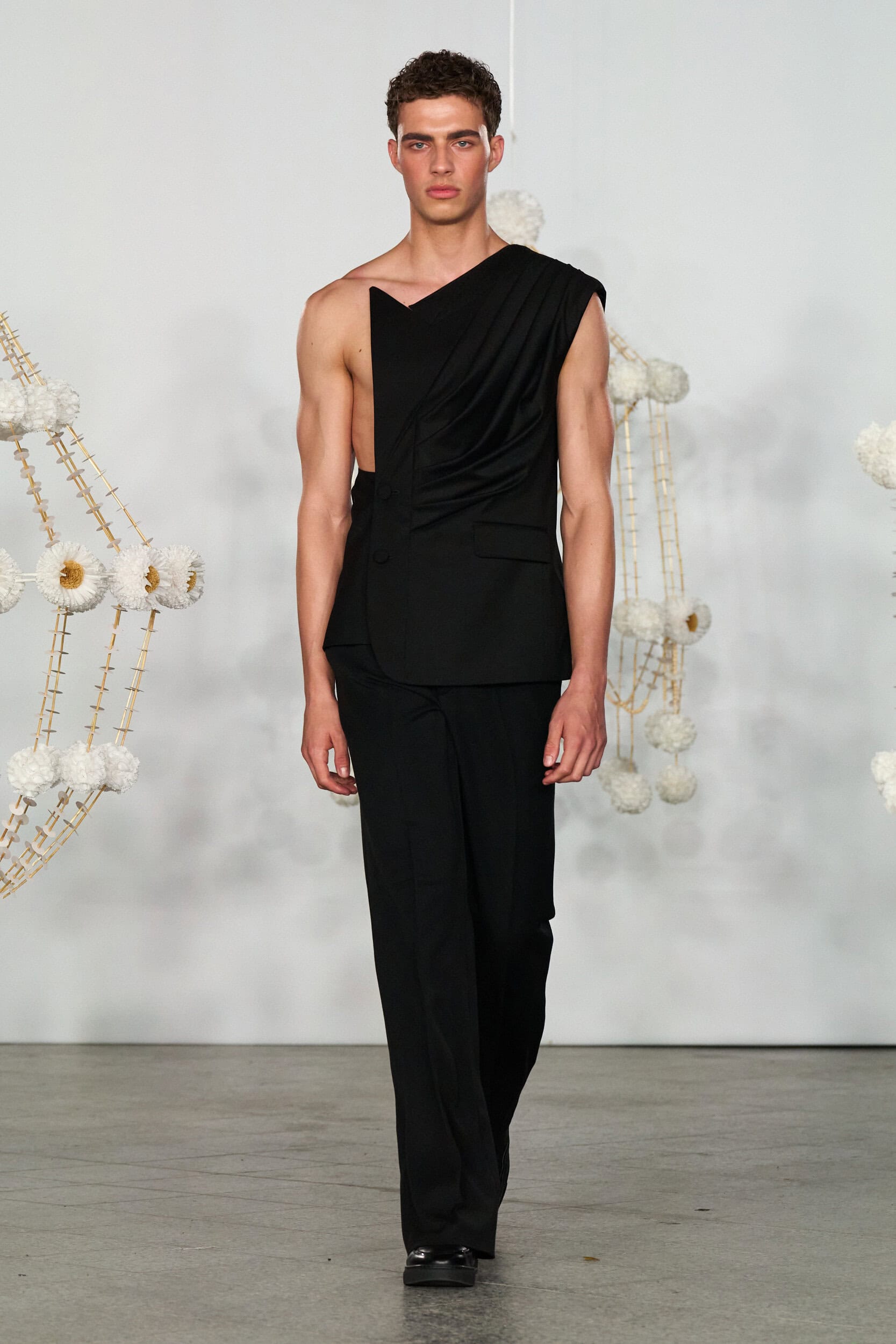 Mariusz Przybylski Spring 2027 Fashion Show 
