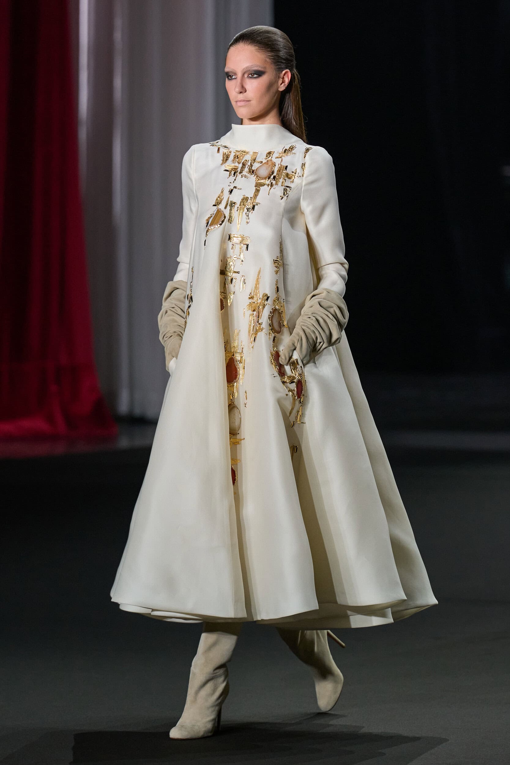 Stephane Rolland Fall 2026 Couture Fashion Show