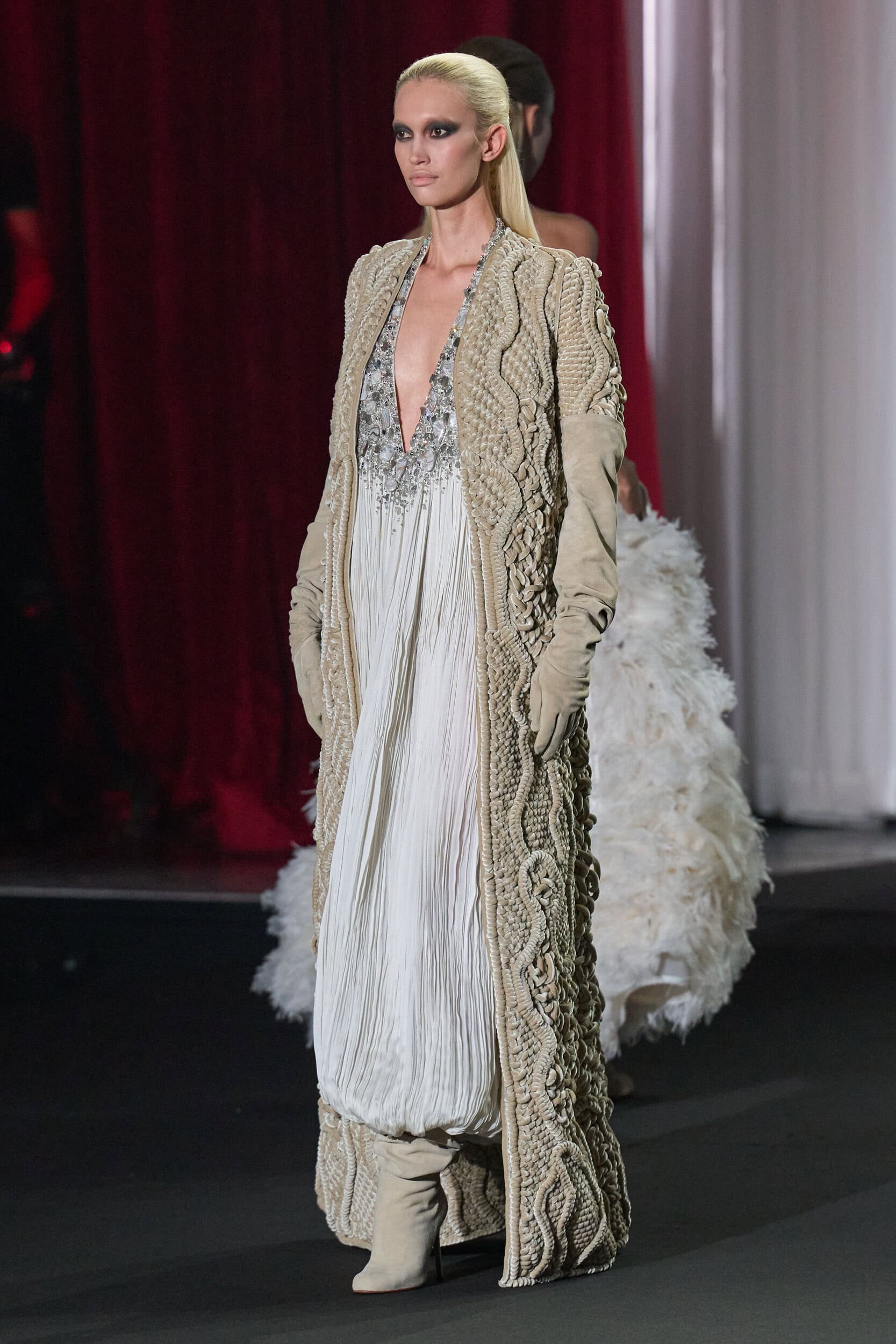 Stephane Rolland Fall 2026 Couture Fashion Show