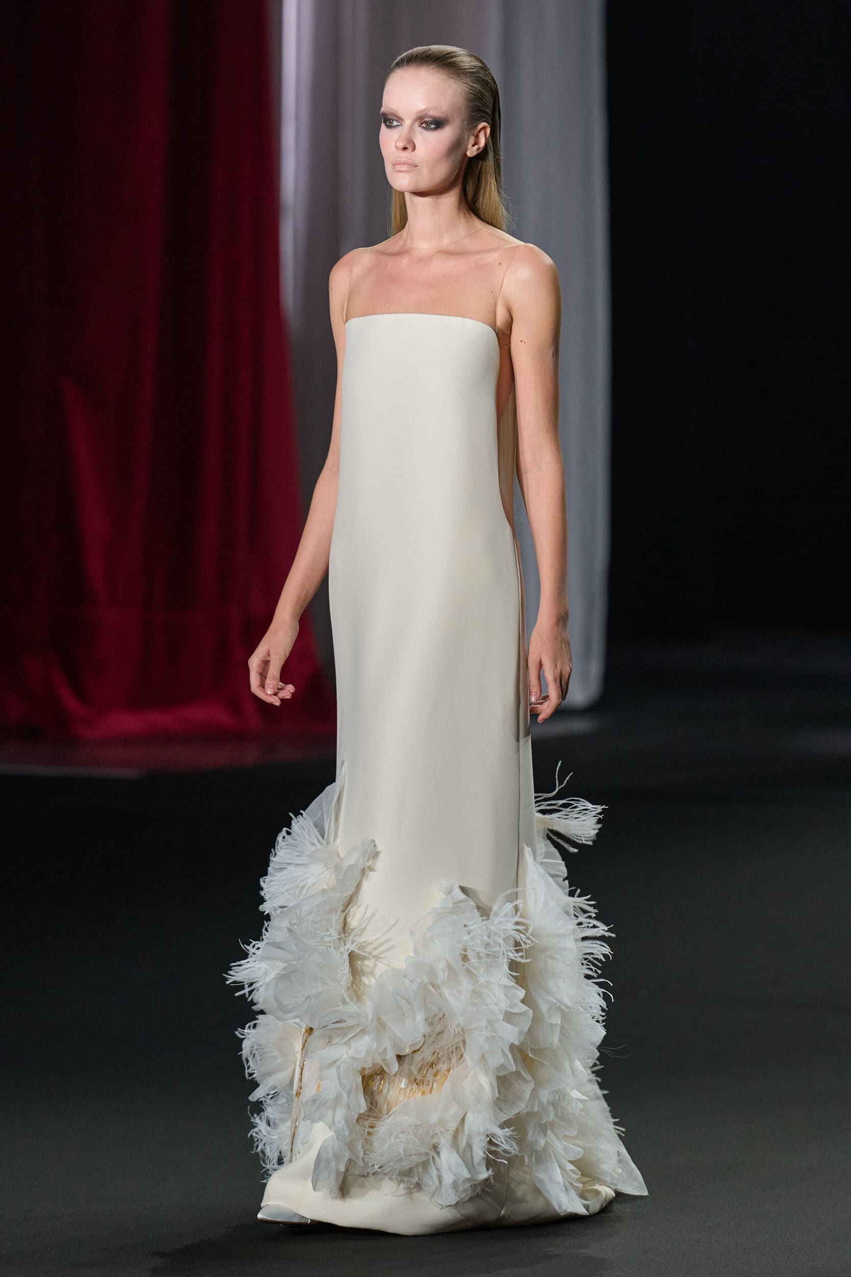 Stephane Rolland Fall 2026 Couture Fashion Show