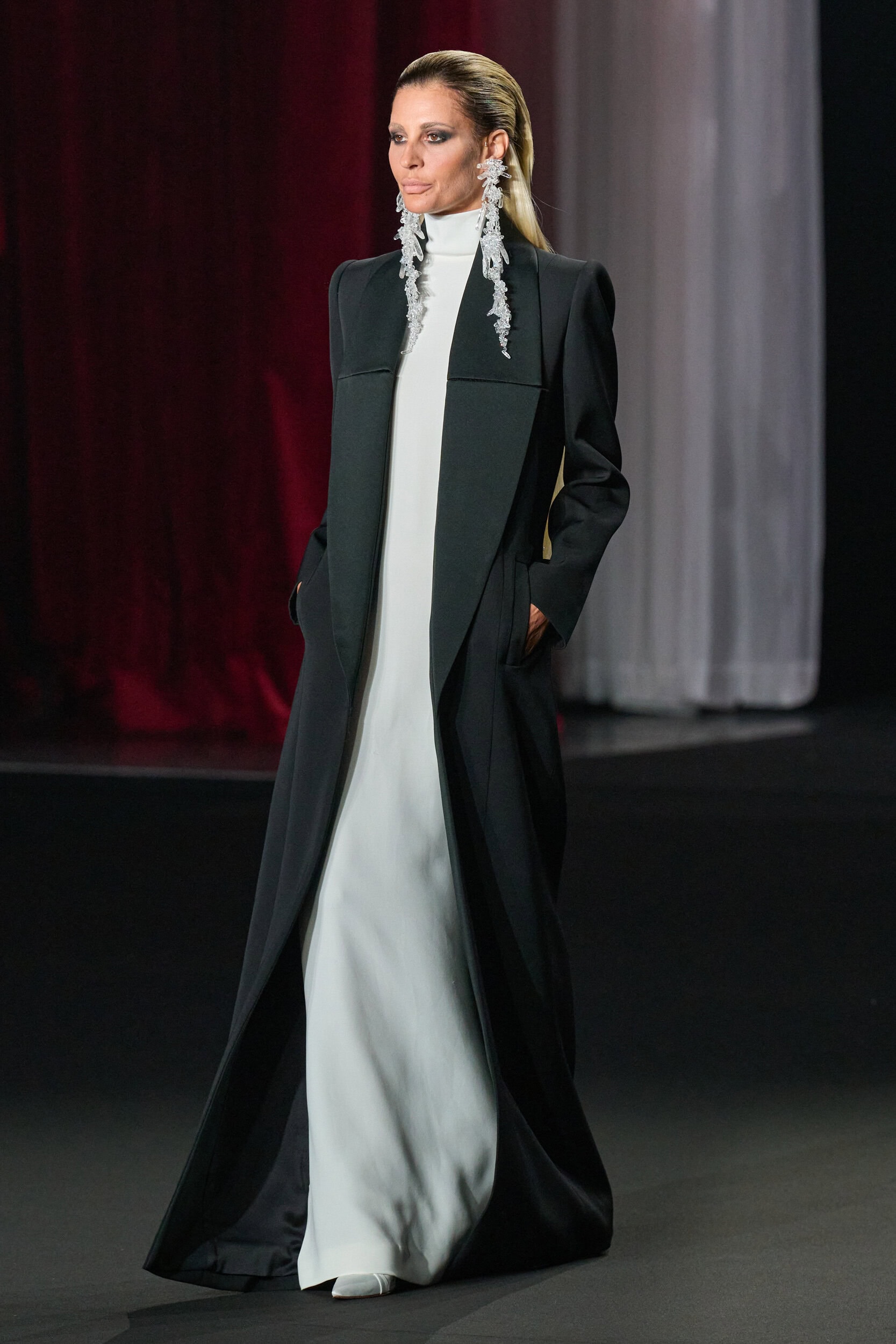Stephane Rolland Fall 2026 Couture Fashion Show