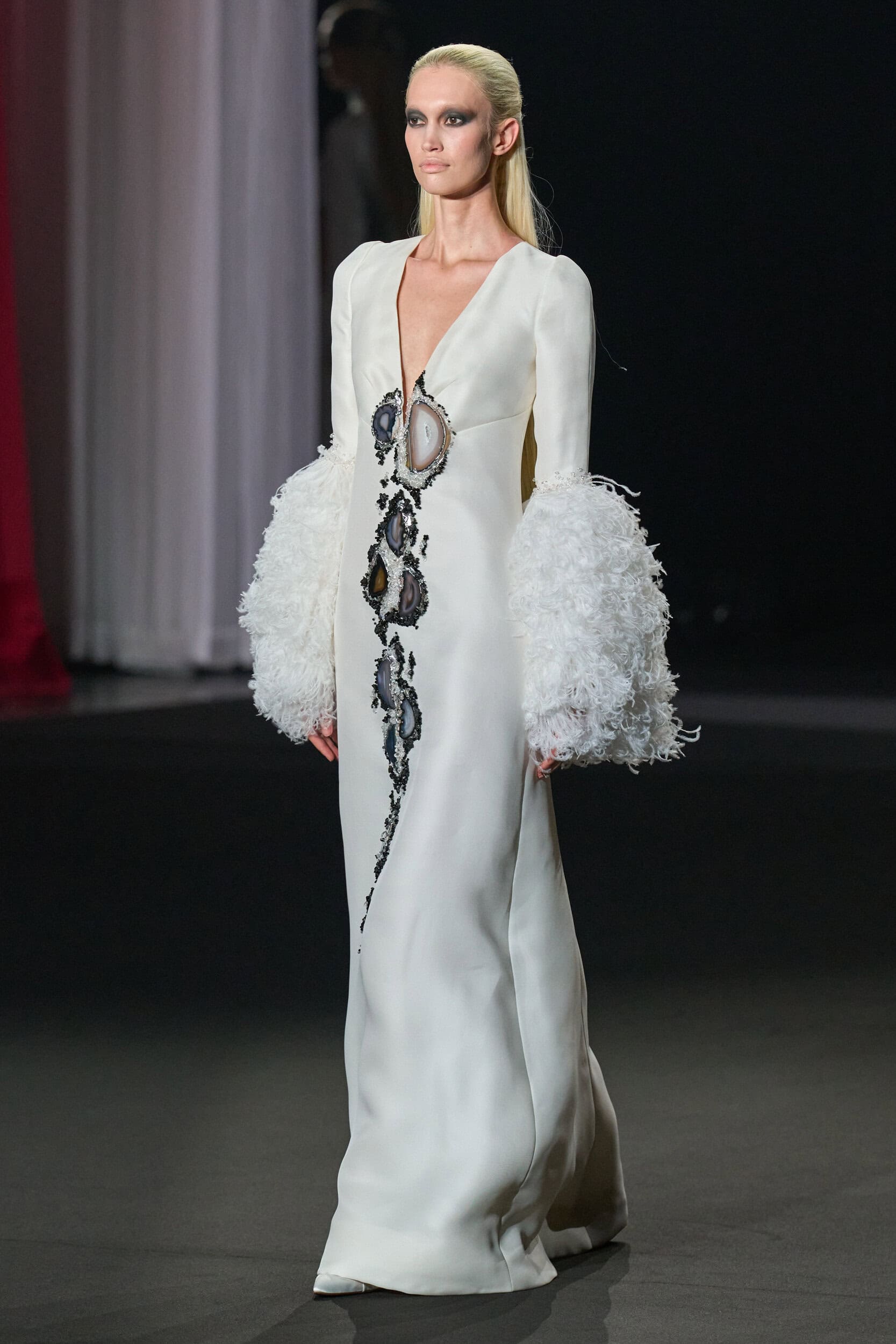 Stephane Rolland Fall 2026 Couture Fashion Show