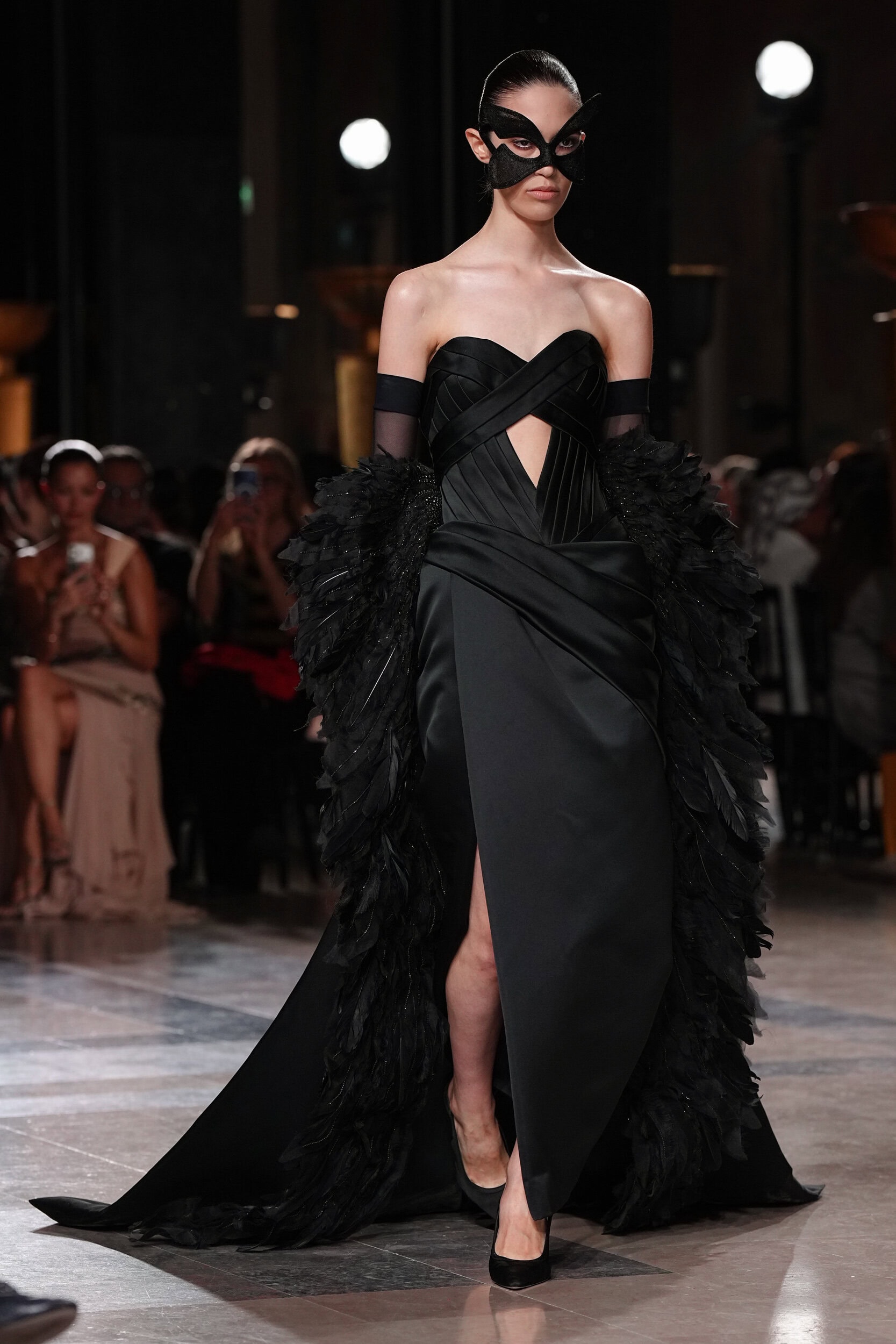 Elie Saab Fall 2026 Couture Fashion Show