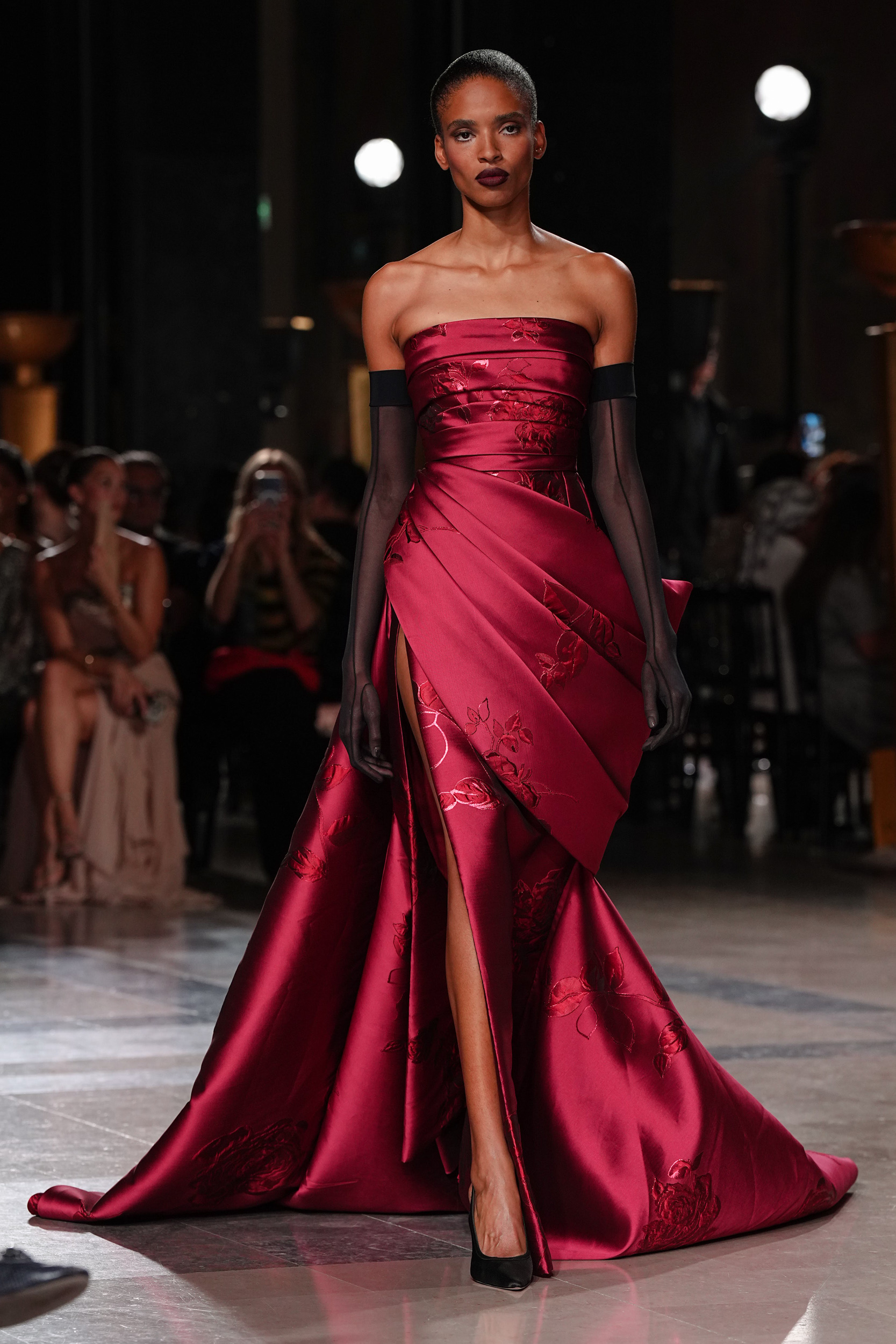 Elie Saab Fall 2026 Couture Fashion Show