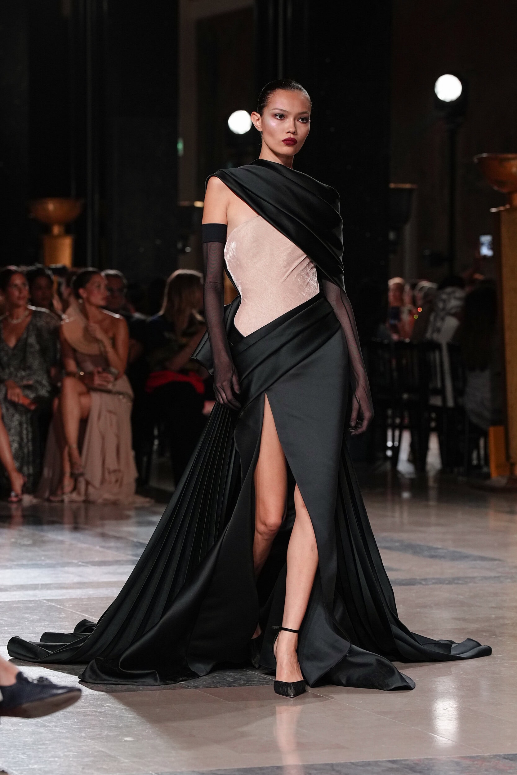 Elie Saab Fall 2026 Couture Fashion Show