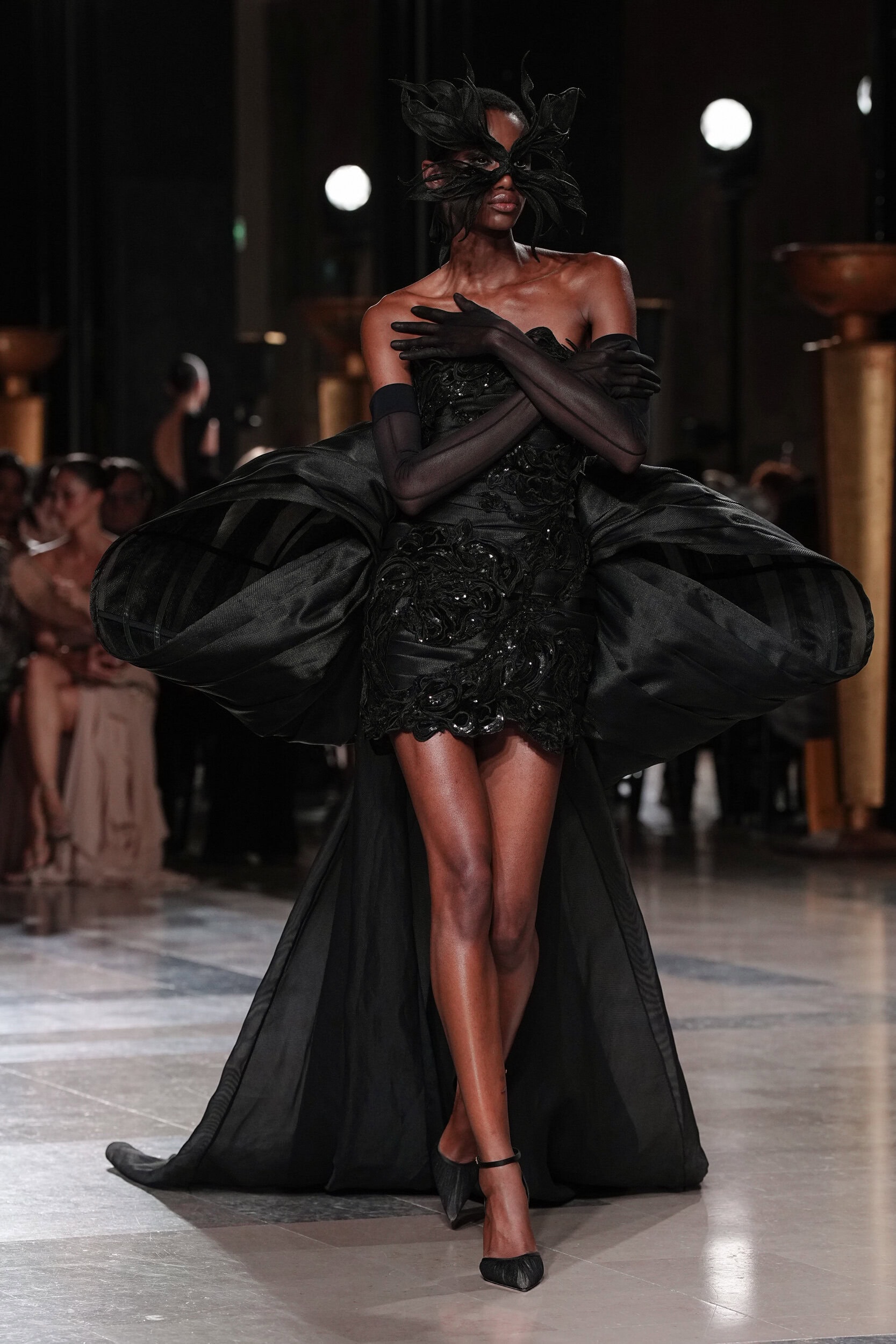Elie Saab Fall 2026 Couture Fashion Show