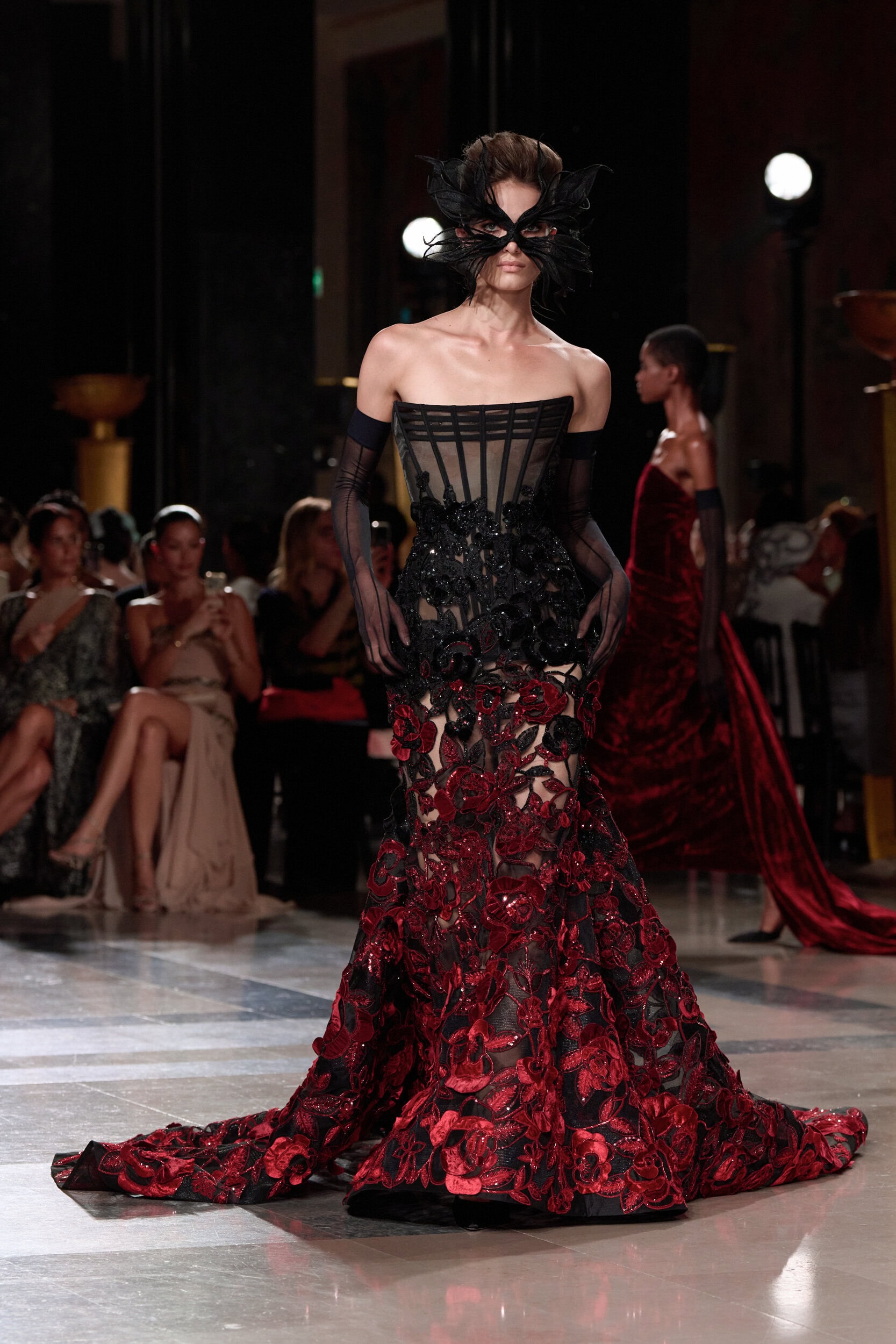 Elie Saab Fall 2026 Couture Fashion Show