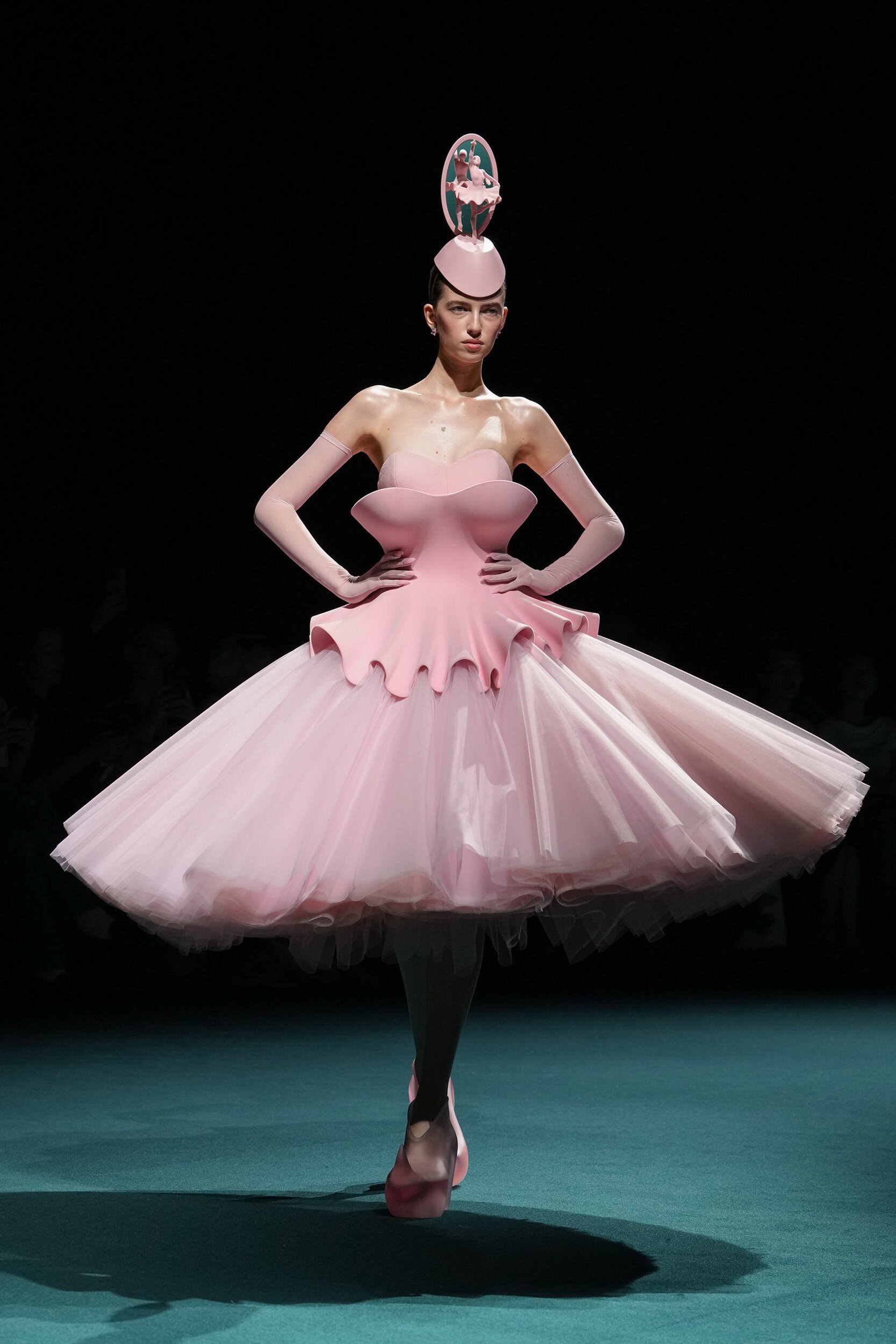 Robert Wun Fall 2026 Couture Fashion Show