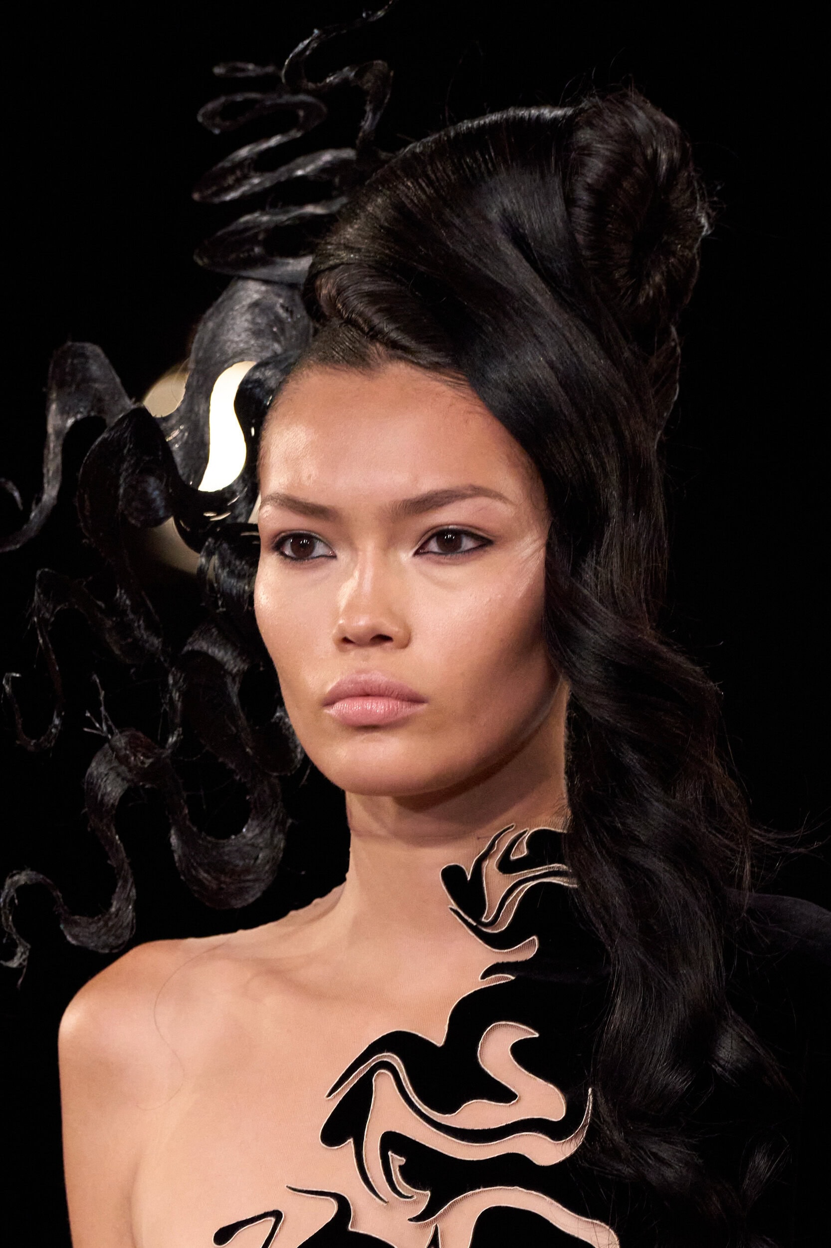Iris Van Herpen Fall 2026 Couture Fashion Show Details