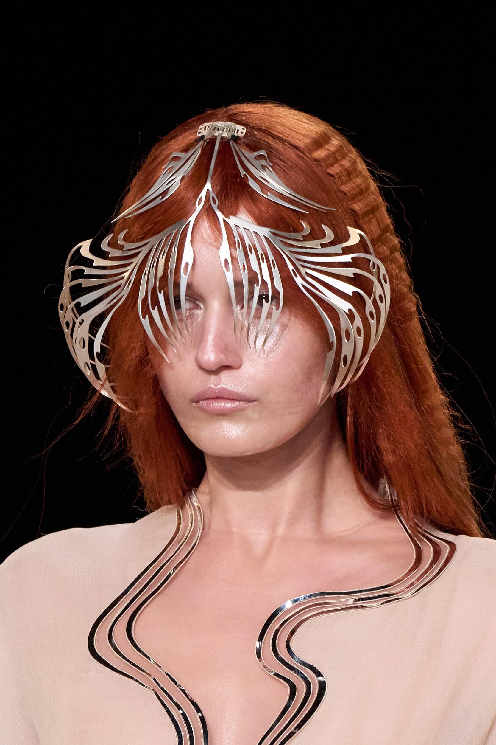 Iris Van Herpen Fall 2026 Couture Fashion Show Details