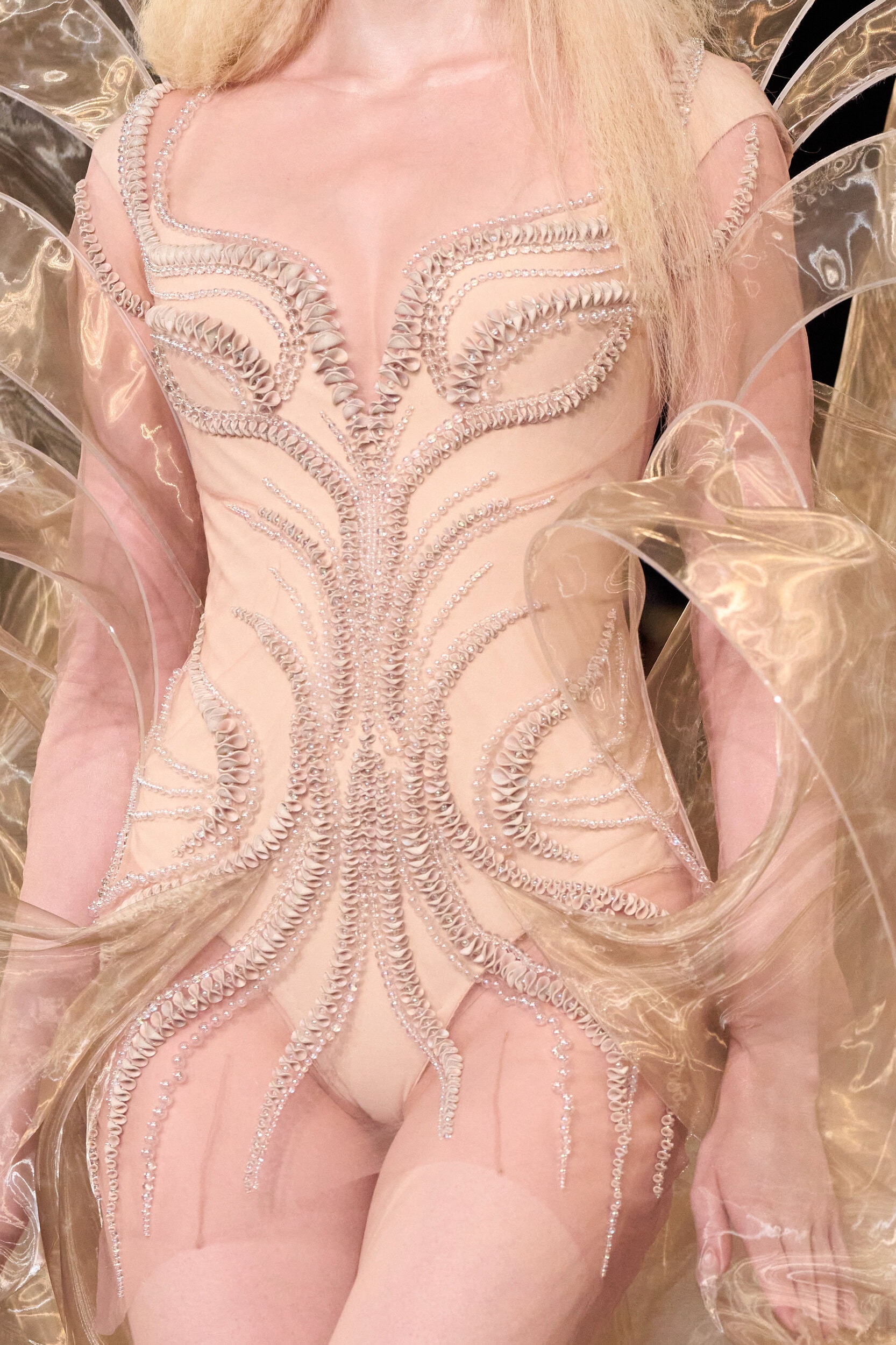 Iris Van Herpen Fall 2026 Couture Fashion Show Details