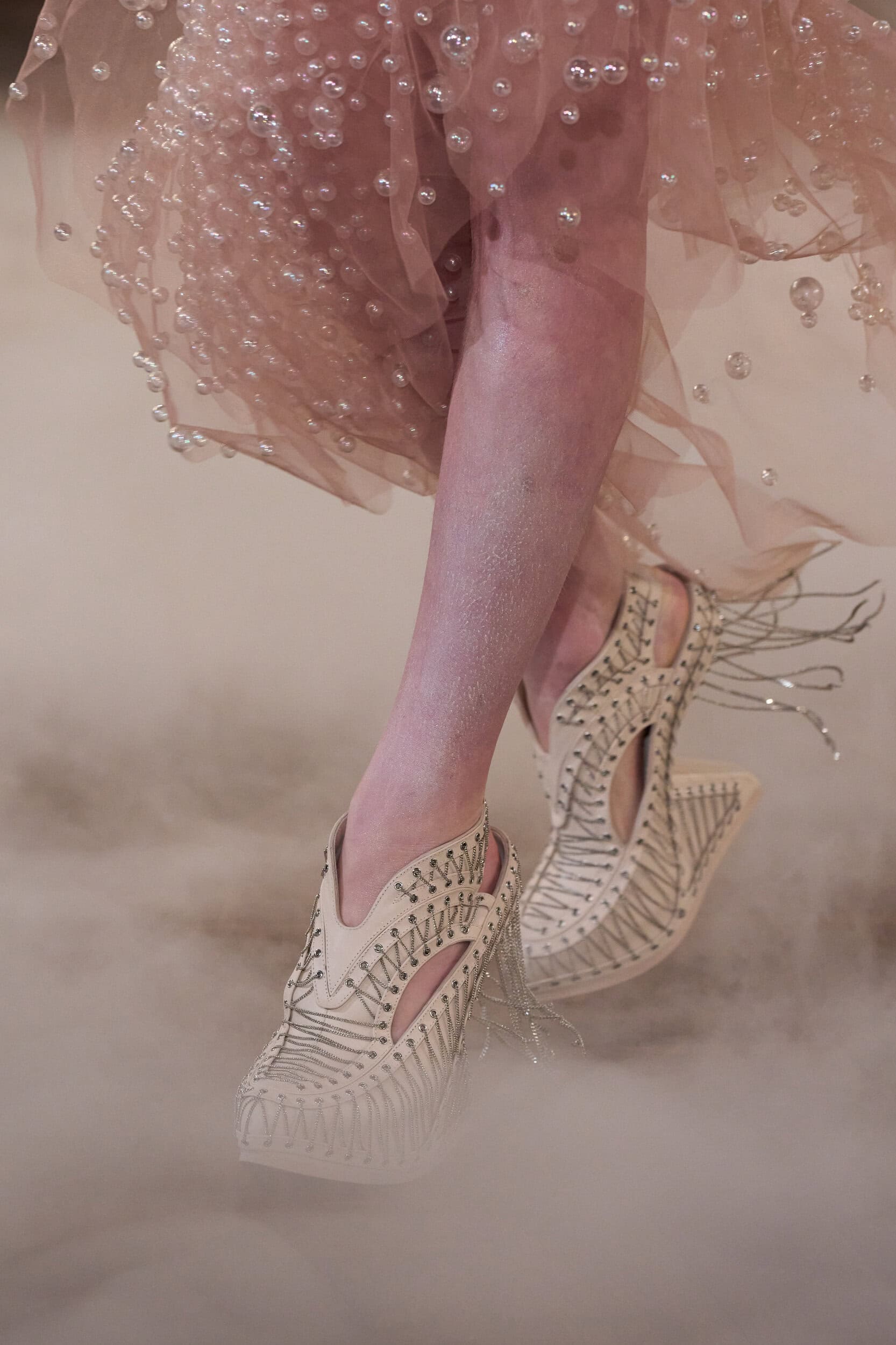 Iris Van Herpen Fall 2026 Couture Fashion Show Details