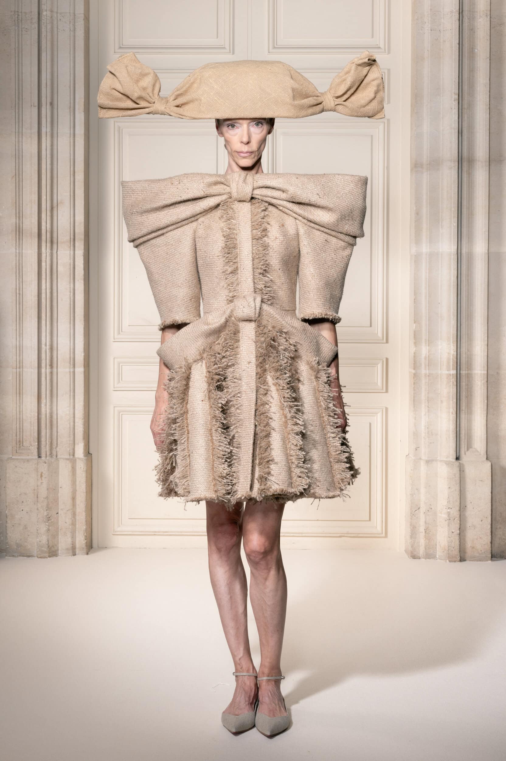 Viktor & Rolf Fall 2026 Couture Fashion Show