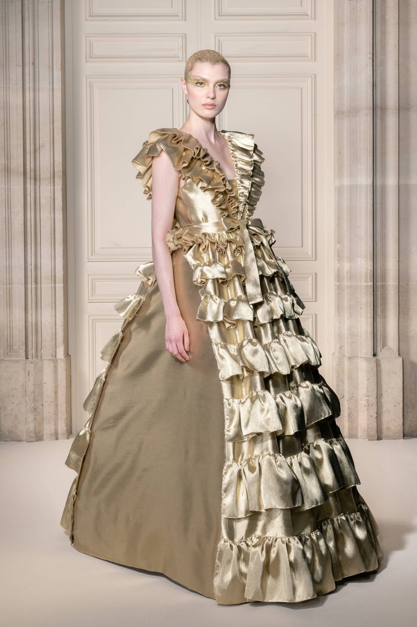 Viktor & Rolf Fall 2026 Couture Fashion Show
