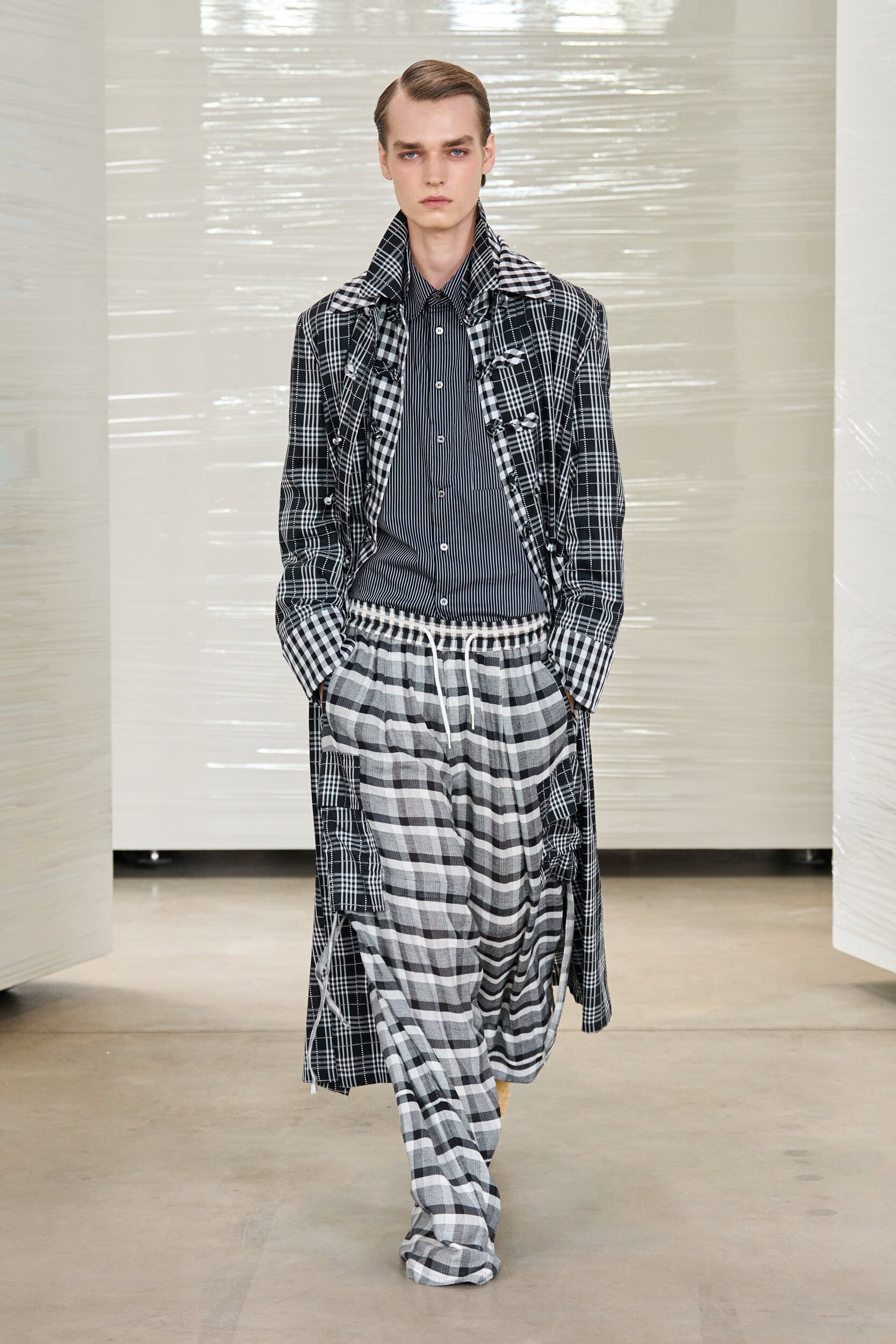 William Fan Spring 2027 Fashion Show 